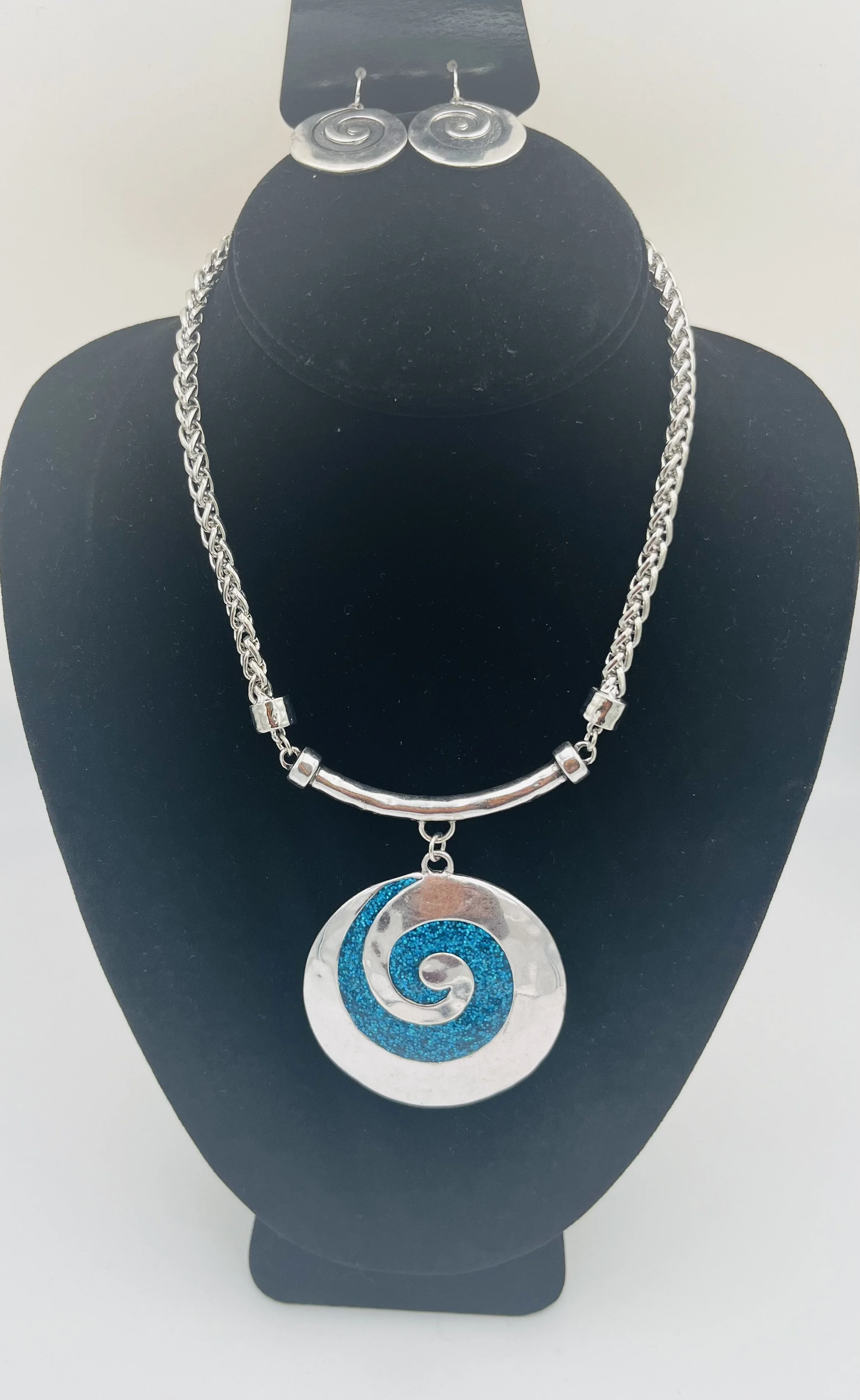 Necklace and Earring Set