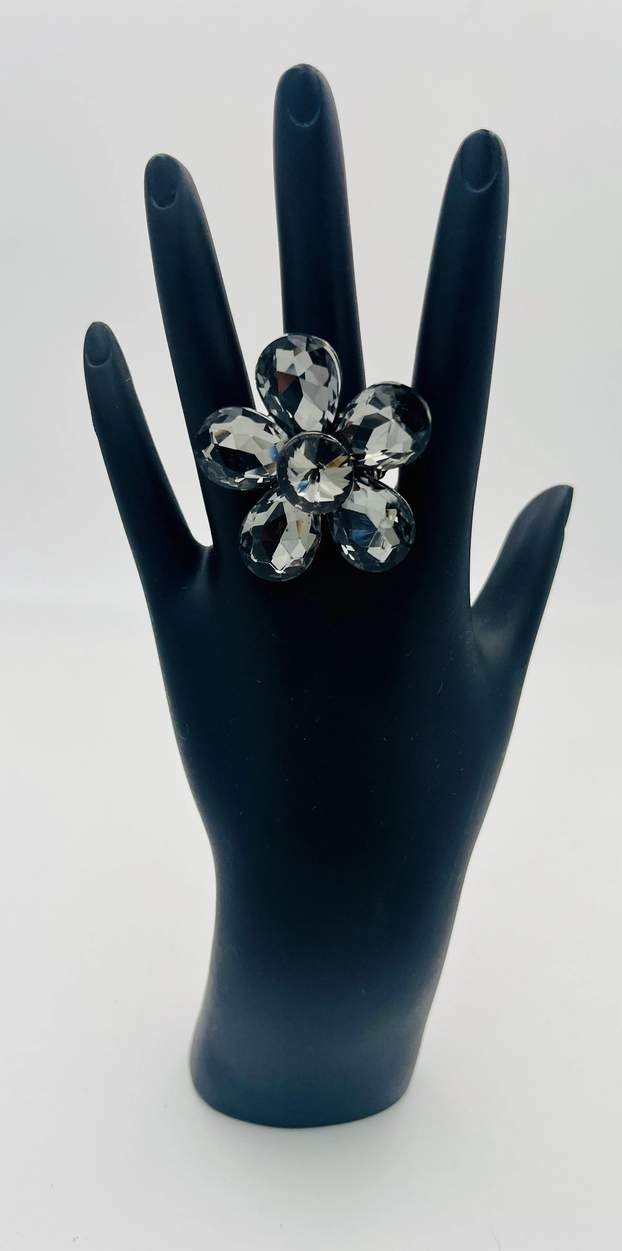 Black Flower Cluster