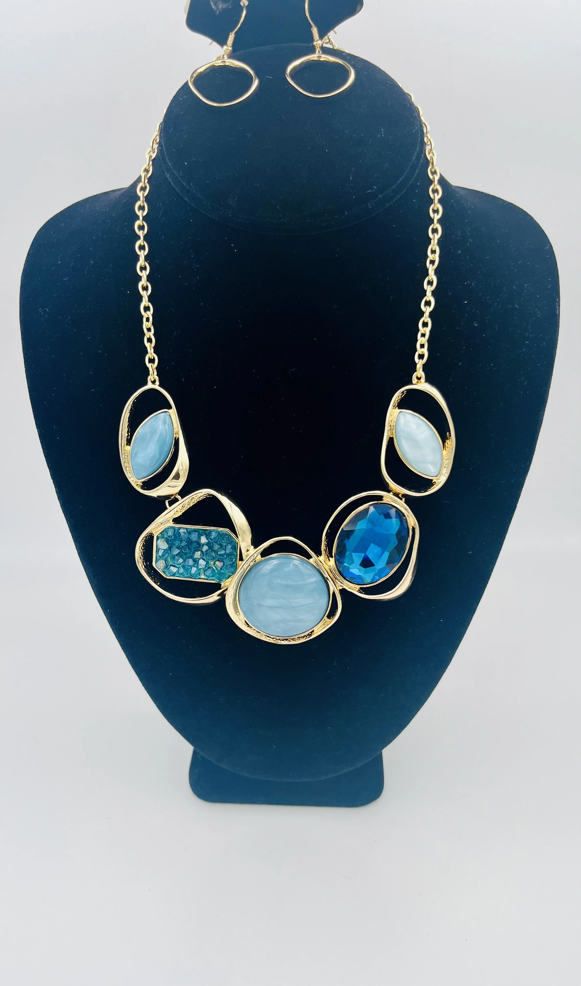 Necklace and Earring Set