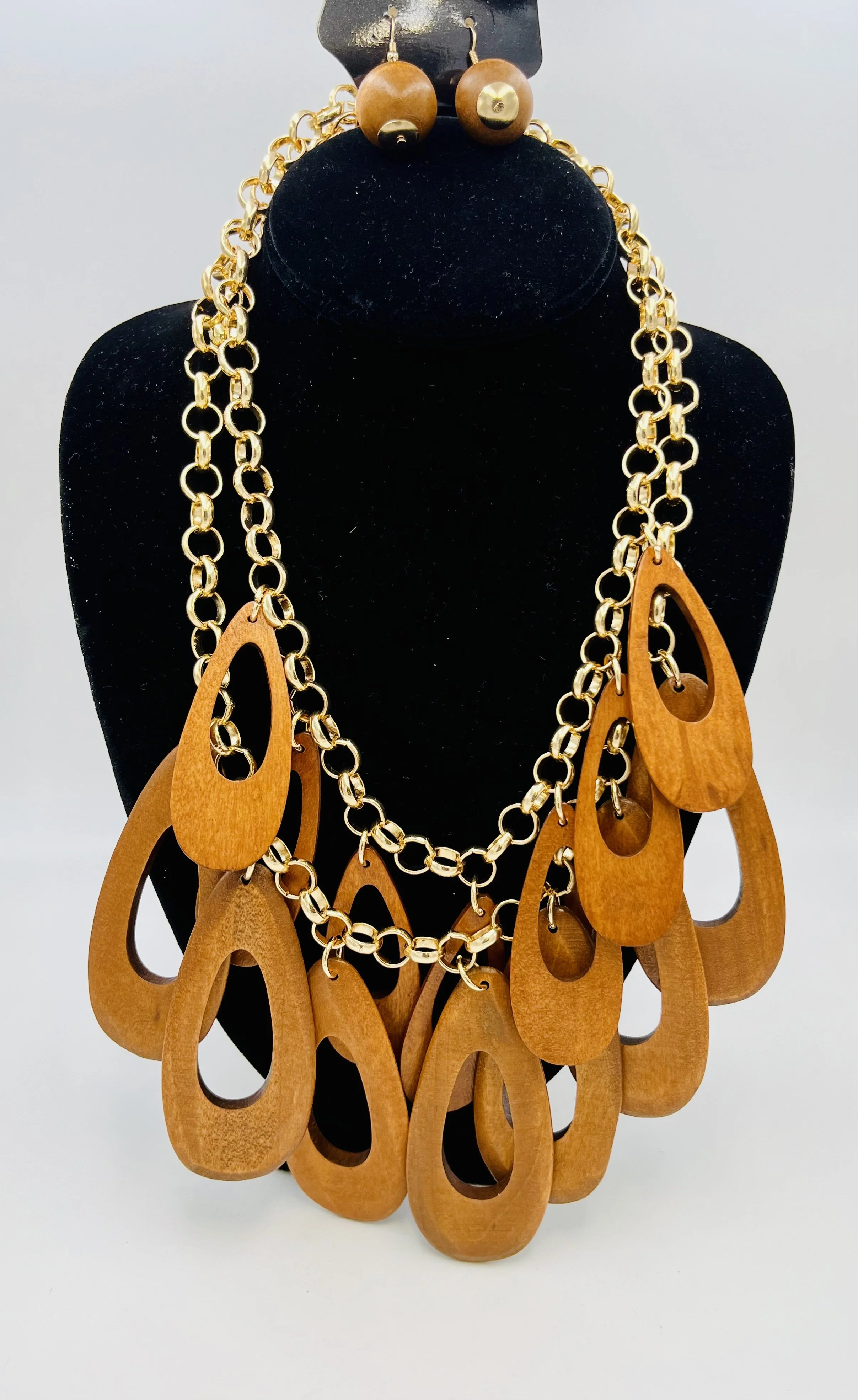 Necklace and Earring Set