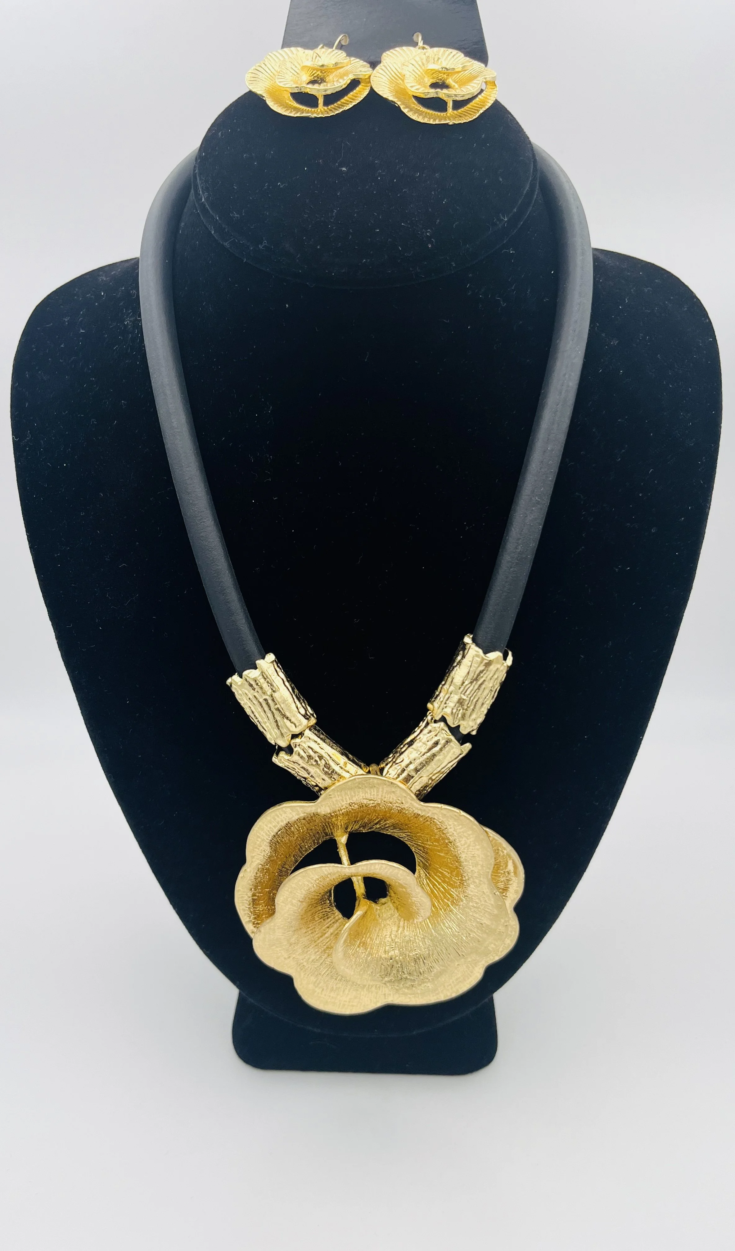 Necklace and Earring Set