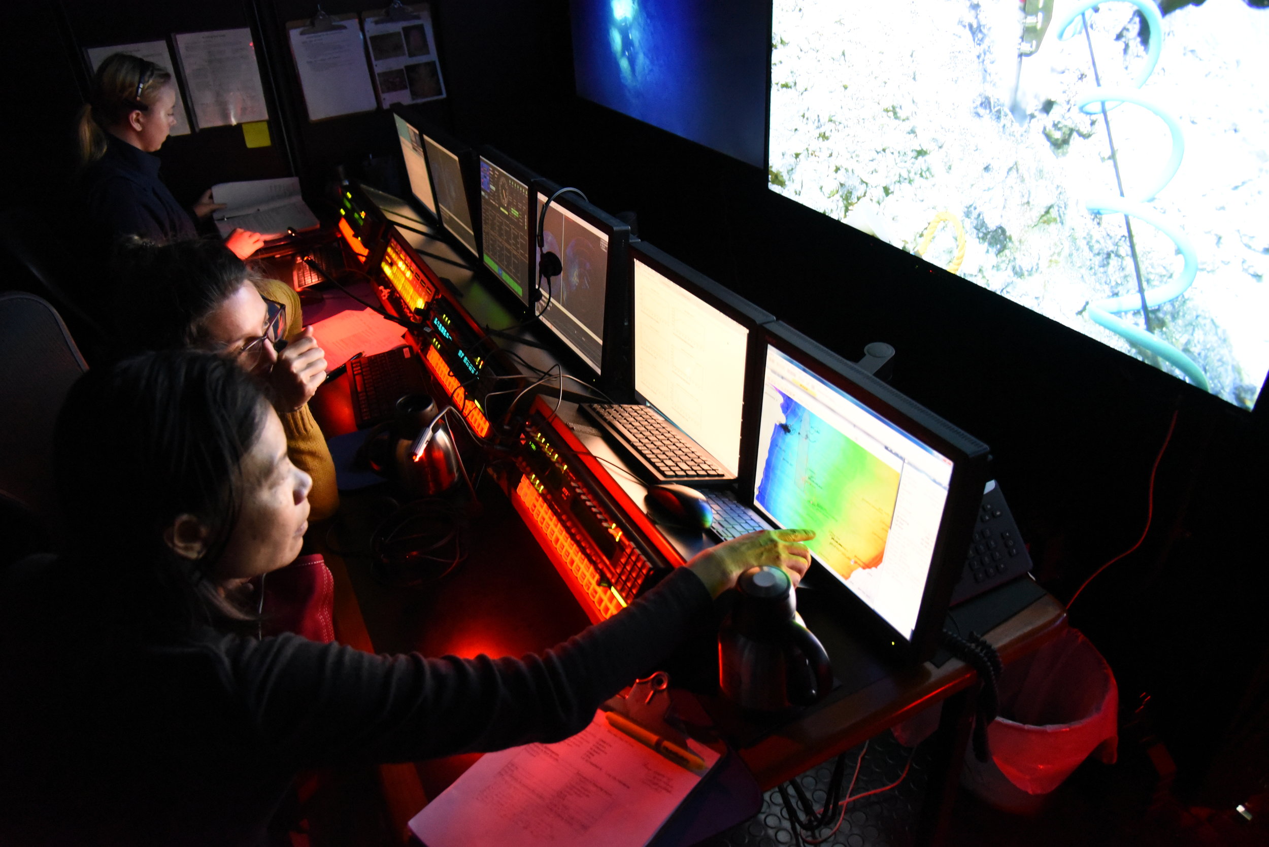 Working along side Leigh Marsh during the 2019 SUBSEA Research Cruise to Gorda Ridge off the Northern Coast of California