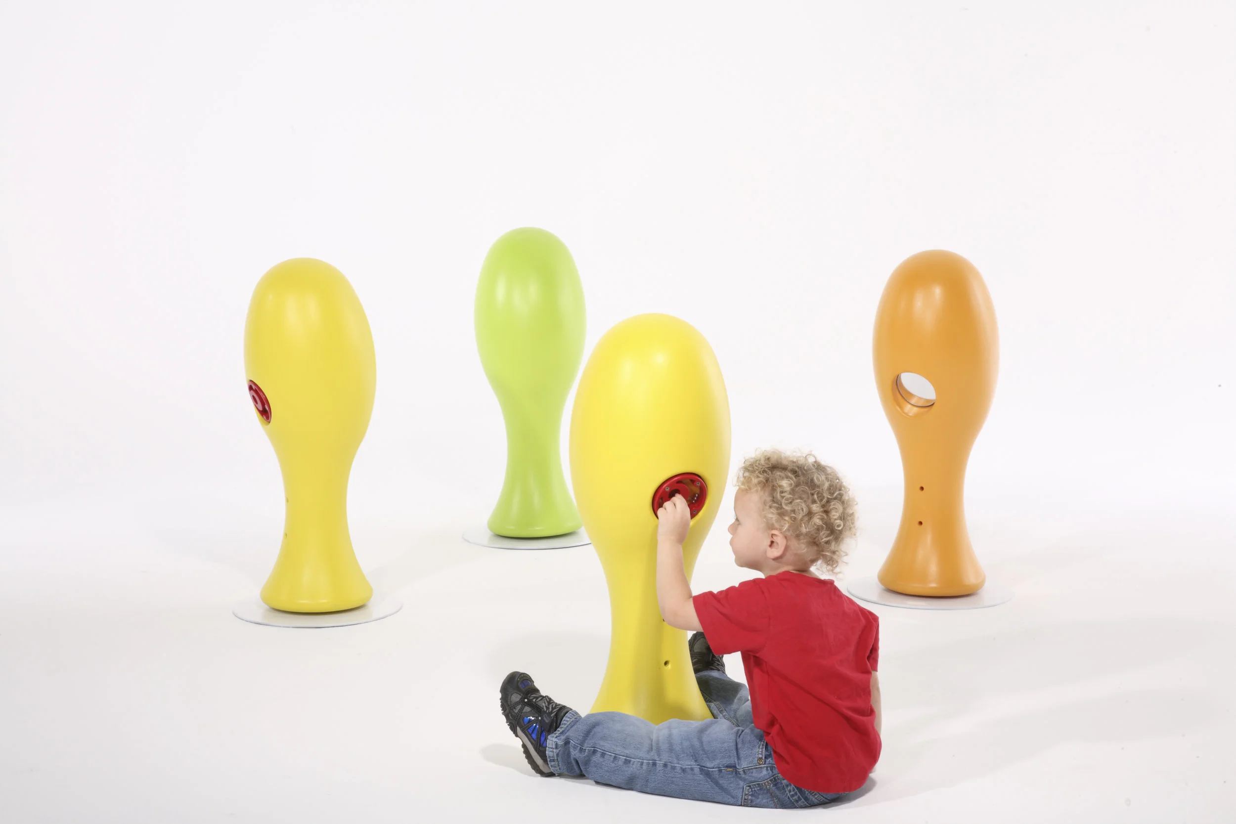 Cylinder with kids_001.jpg