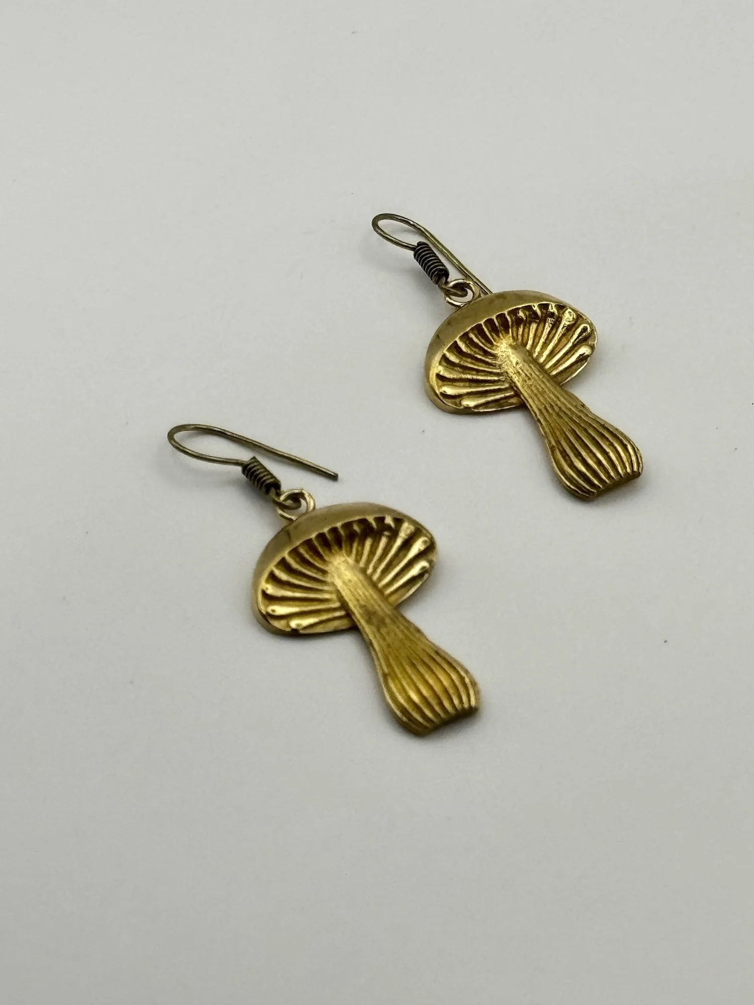 brass-earrings-mushroom-single-03.jpeg