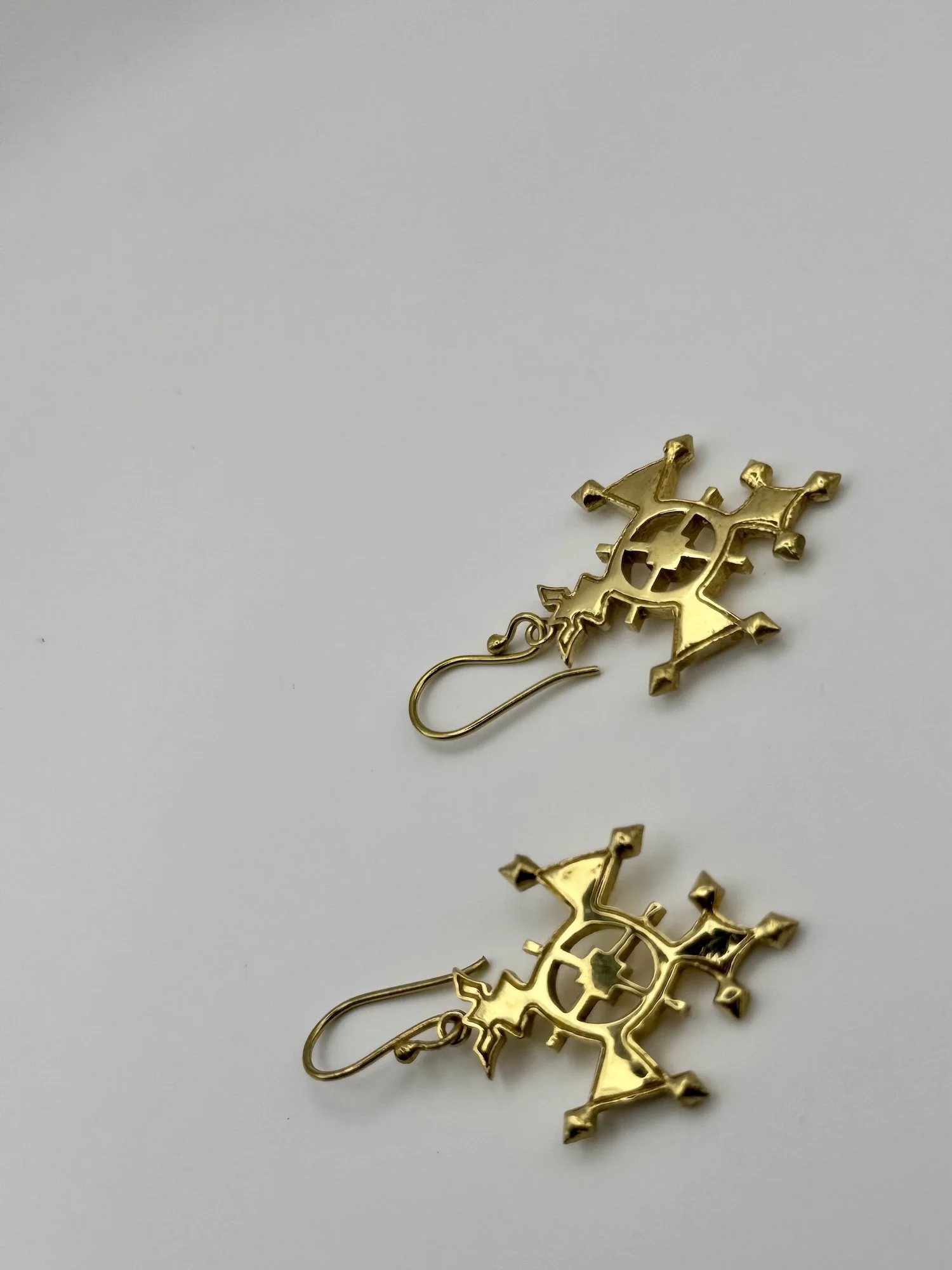 star-brass-earrings-abstract-tribal-03.jpeg