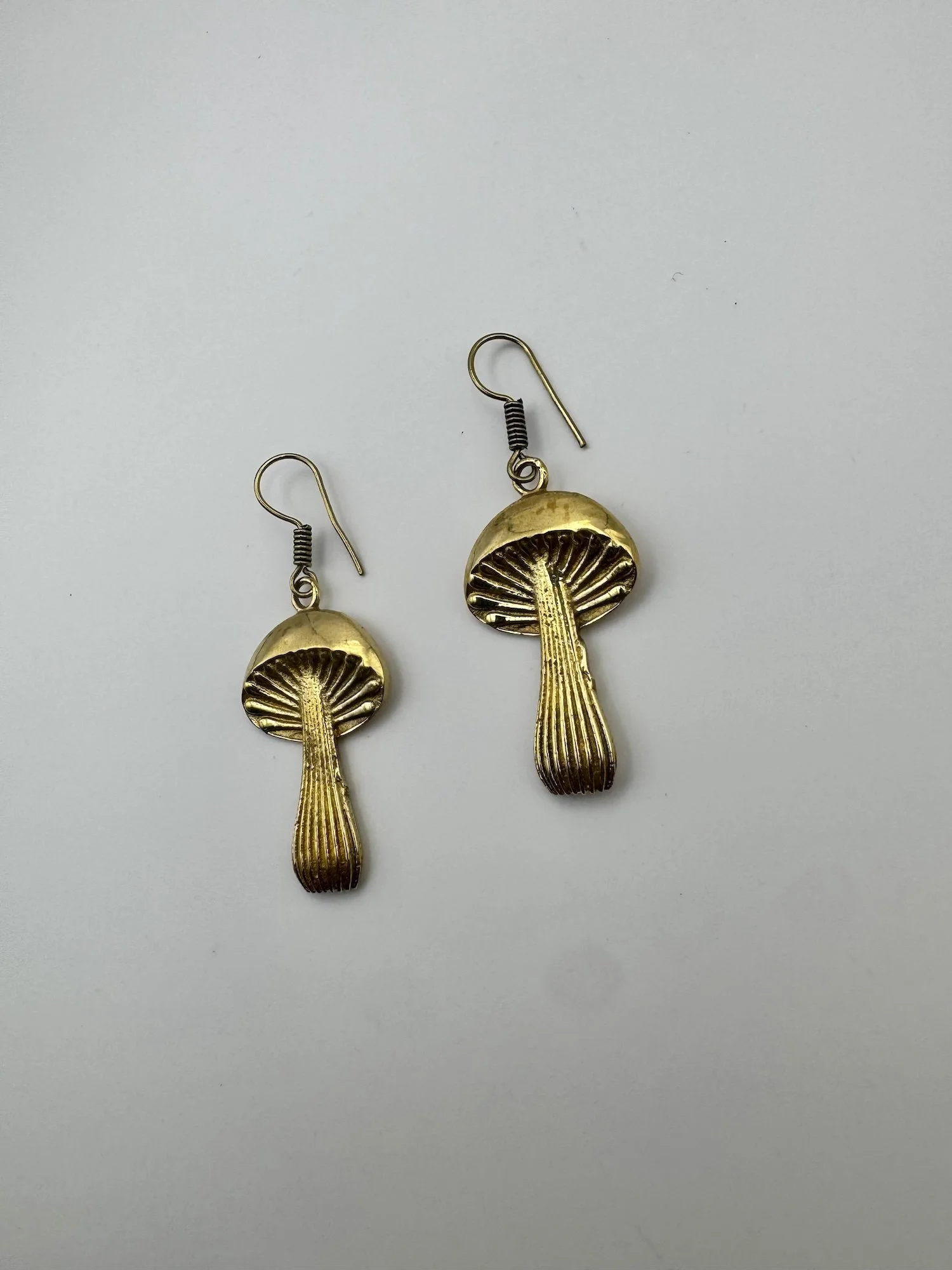 brass-earrings-mushroom-single-06.jpeg