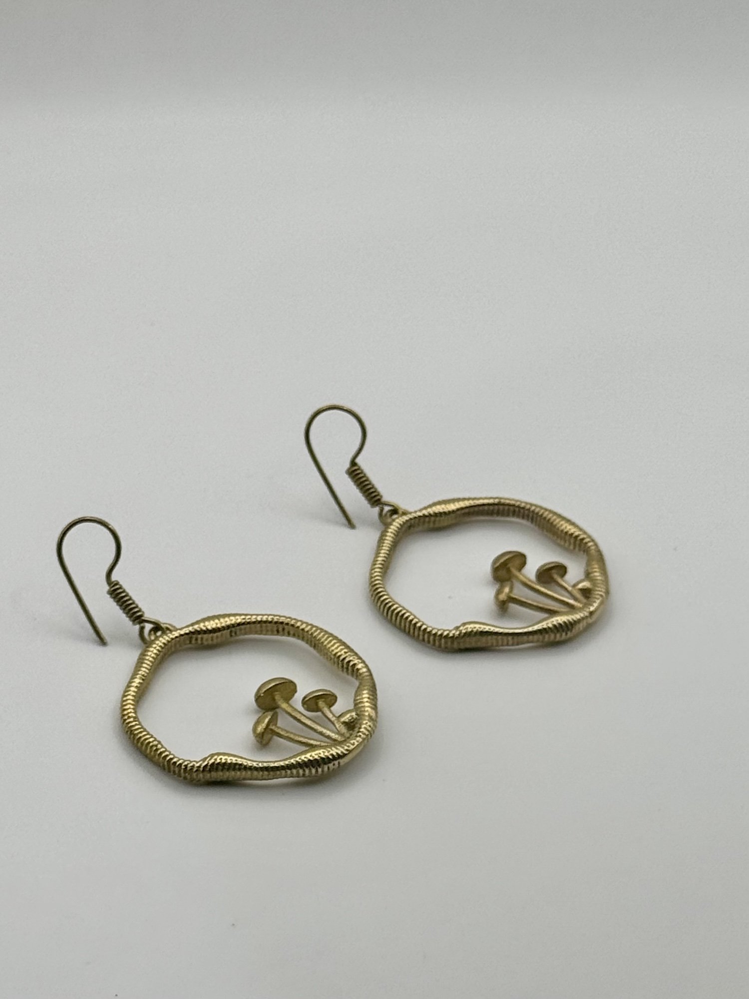brass-earrings-mushroom-circle-trio-04.jpeg