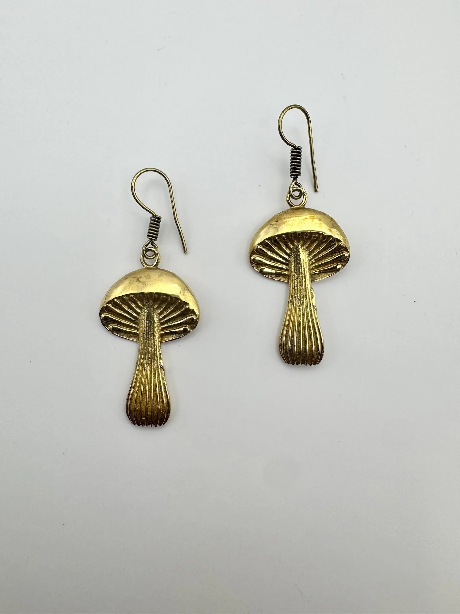 brass-earrings-mushroom-single-05.jpeg