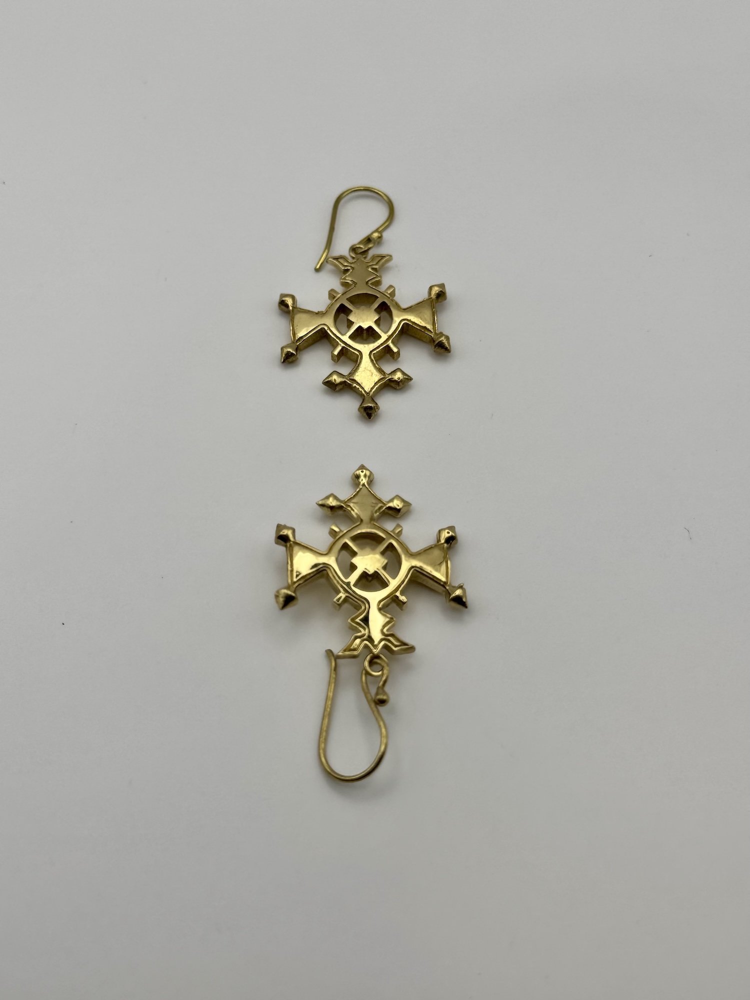 star-brass-earrings-abstract-tribal-04.jpeg
