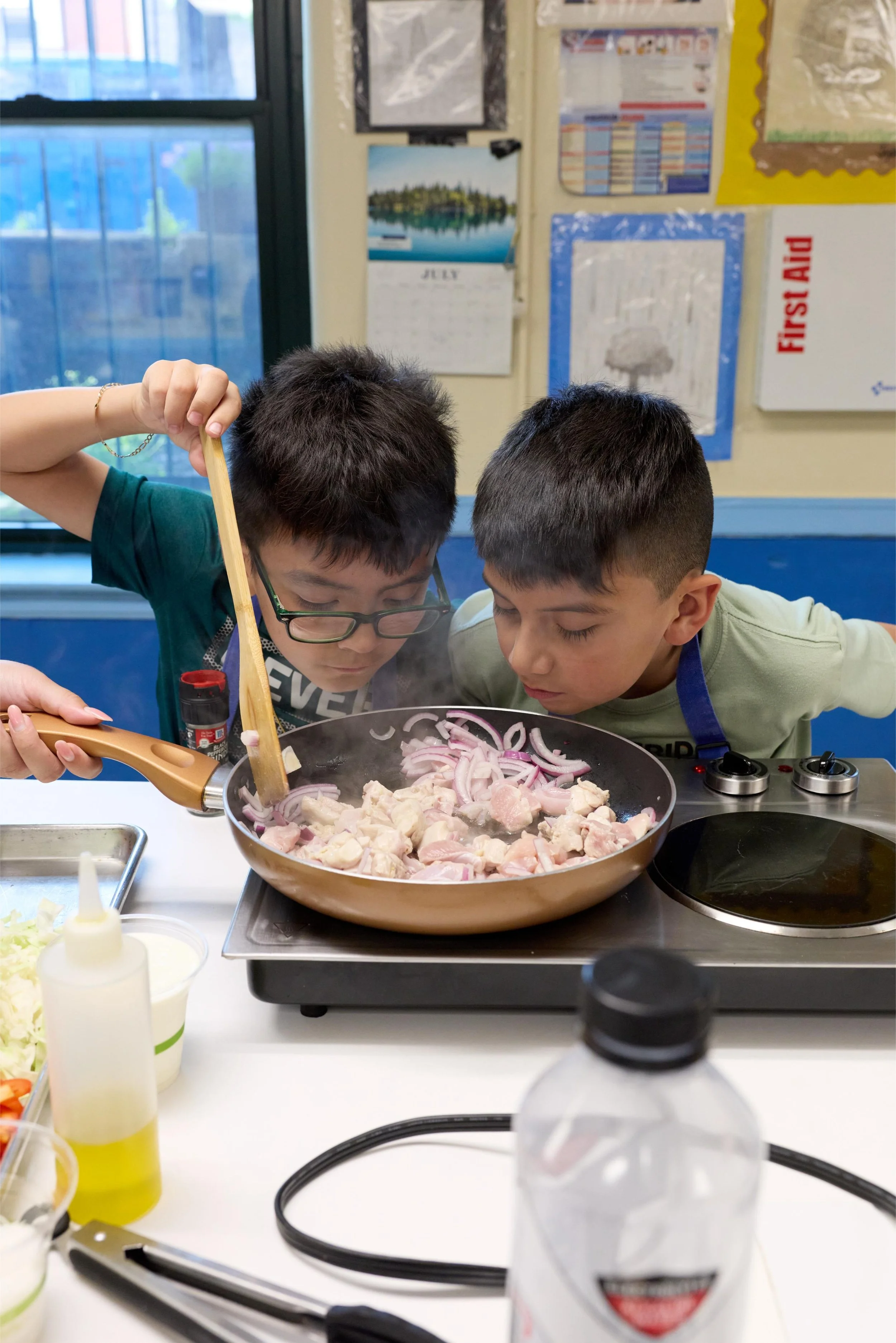 CREAMY JERK CHICKEN WITH TROPICAL SLAW