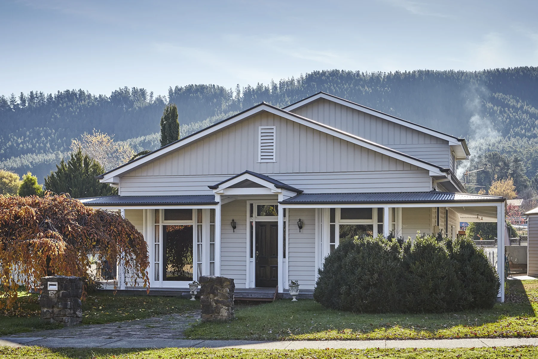 House Front_6x4.jpg