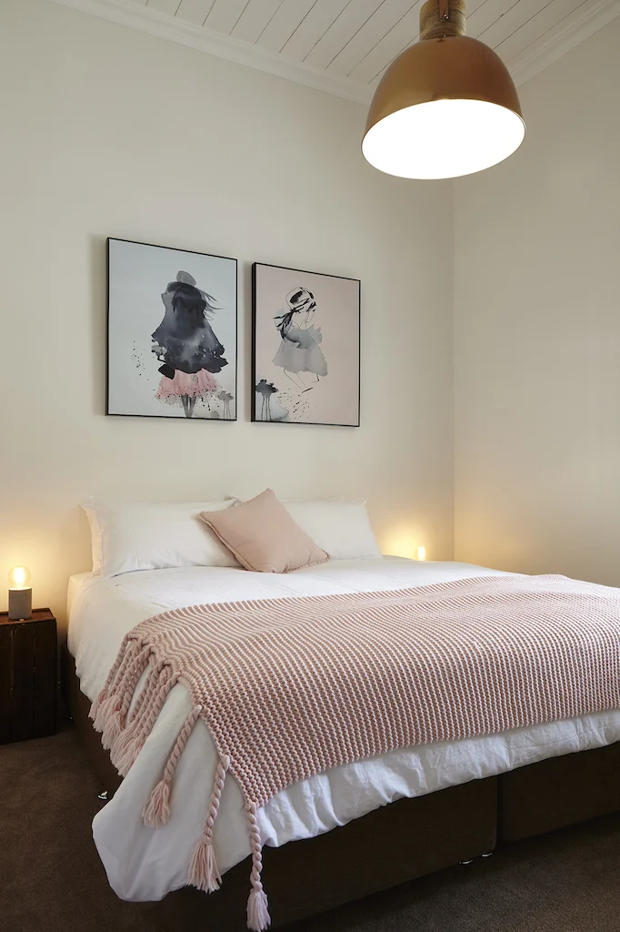 LH_bed3.jpg