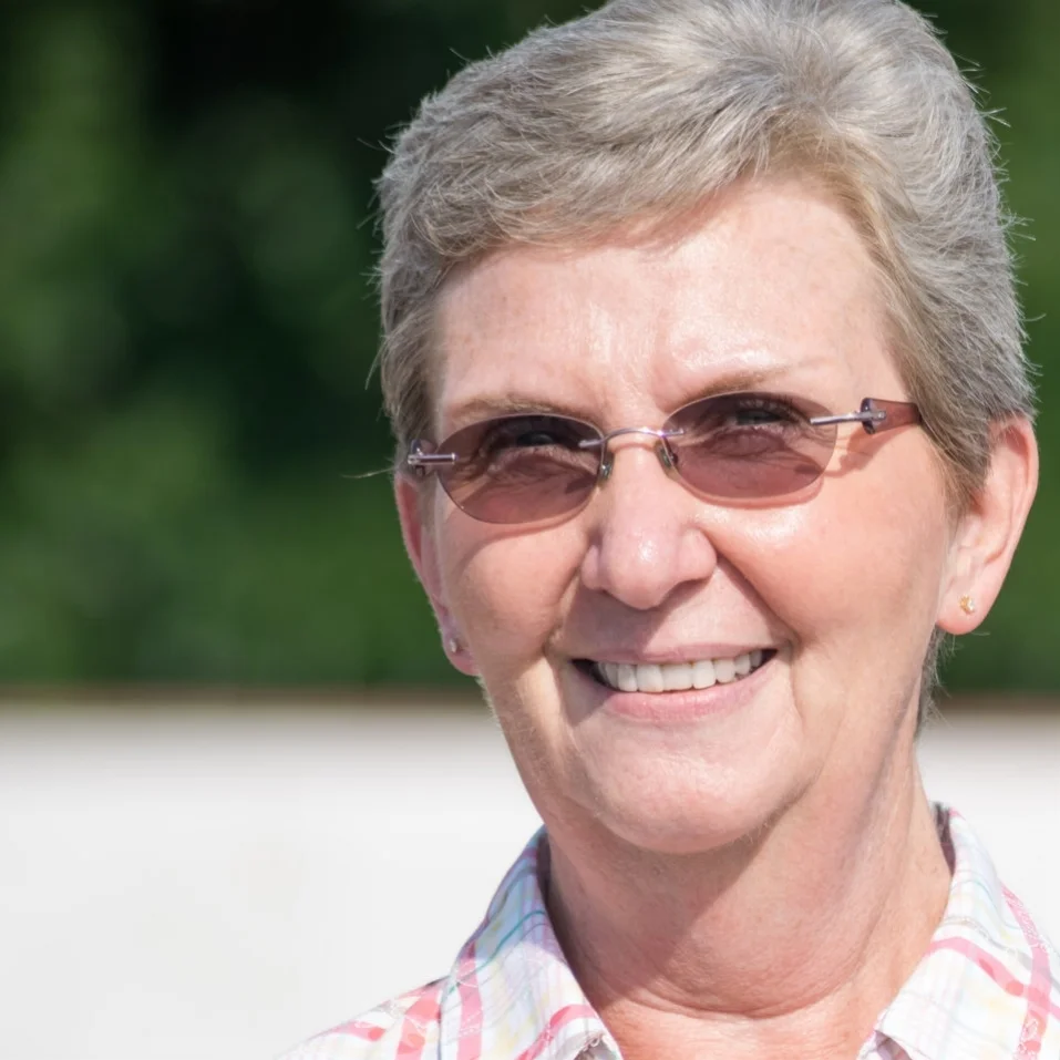 Beverly Roach Vice Chair Beverly and her husband own and operate McNeely Shoe Service in downtown Poplar Bluff.