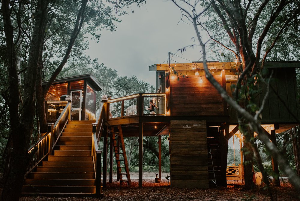 4.+outside+-+behind+yoga+deck.jpg