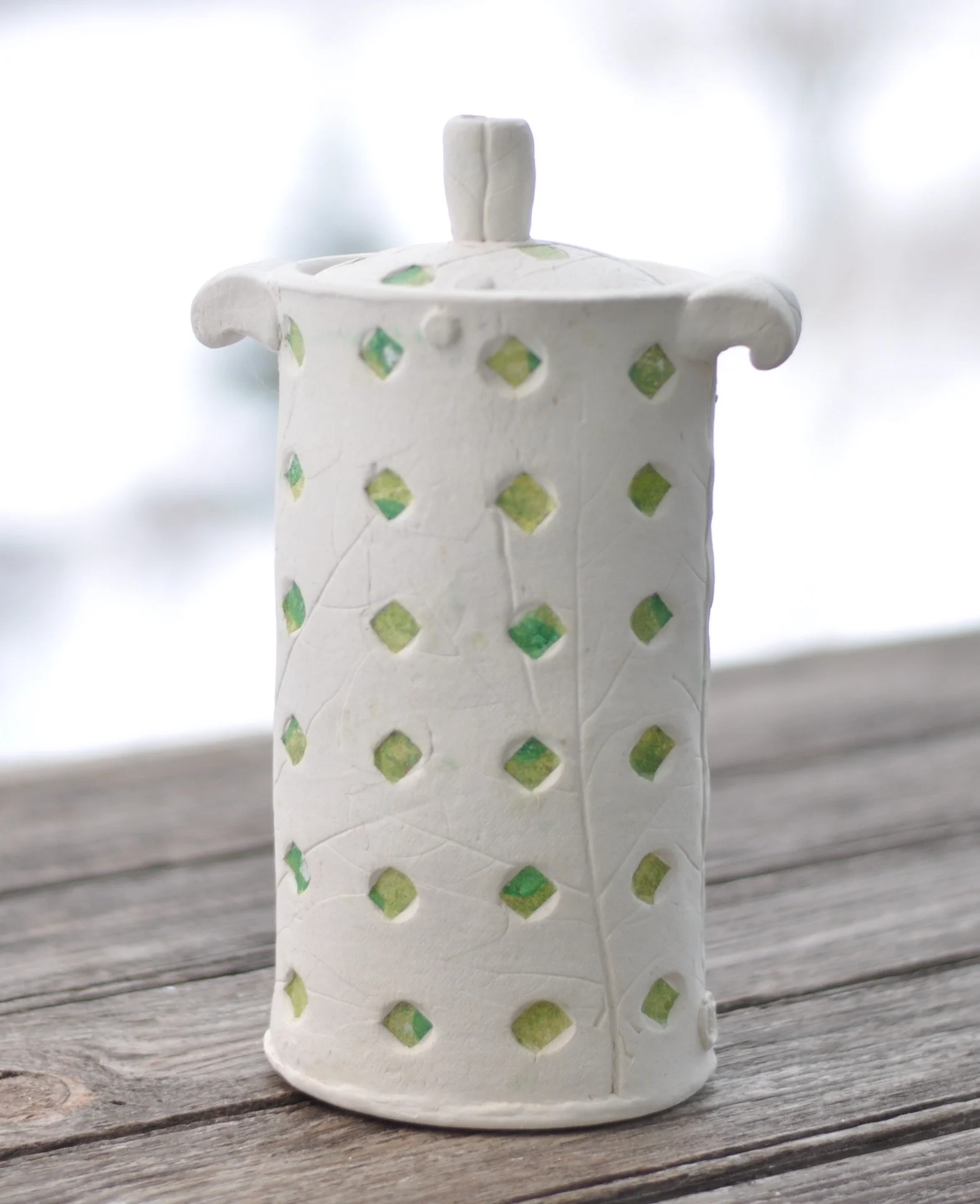 Spotted Grass biodegradble urn LucyFagella.jpg