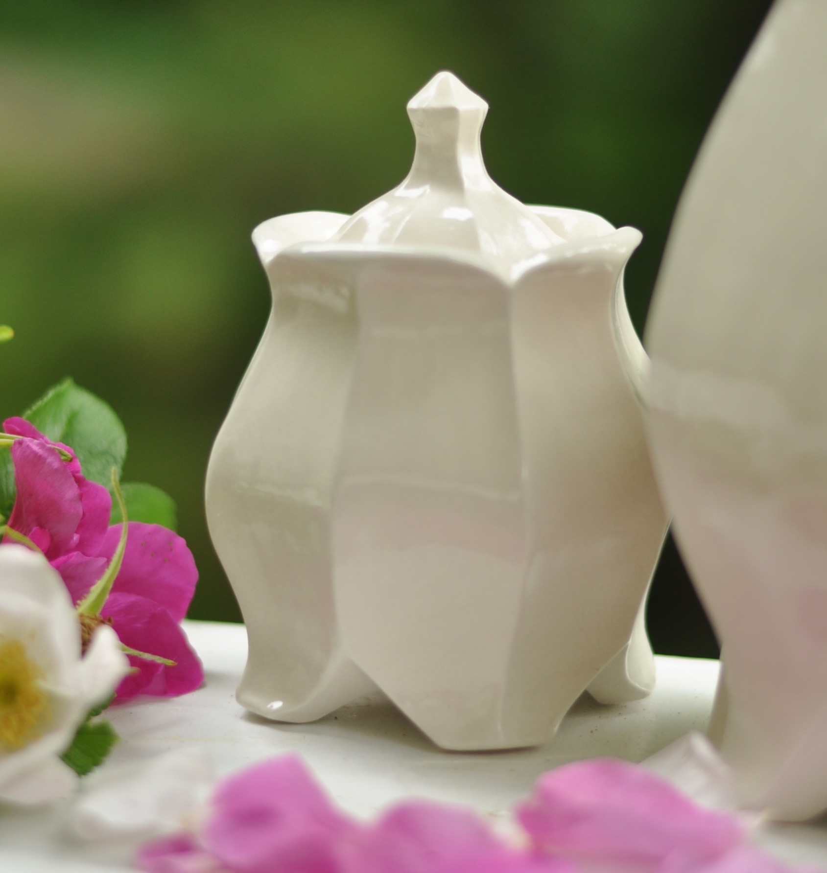 Pure White Urn Keepsake Size LuciaUrns.com.jpg