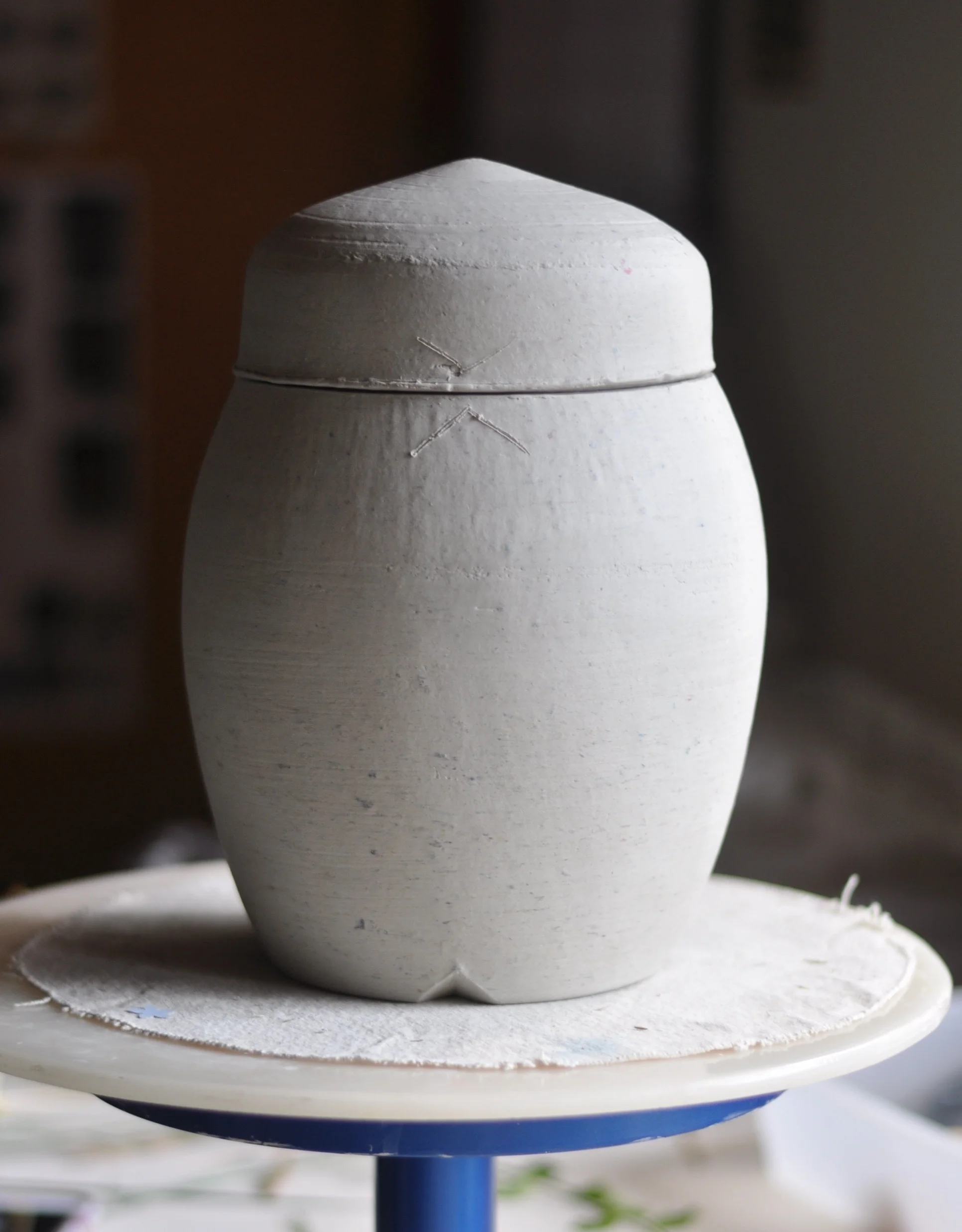making a biodegradable urn Lucy Fagella.jpg