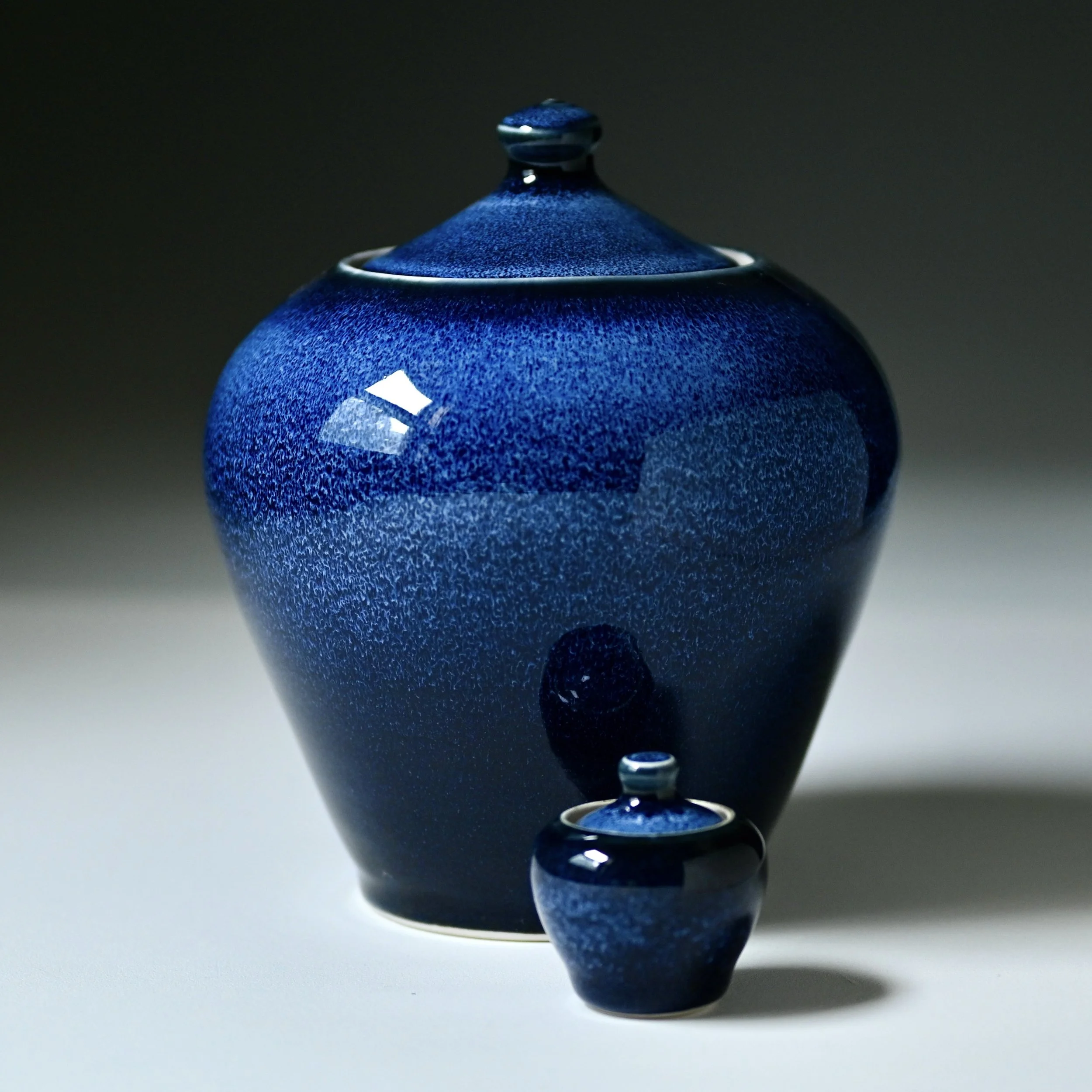 Blue Galaxy Urn, Medium with Knob