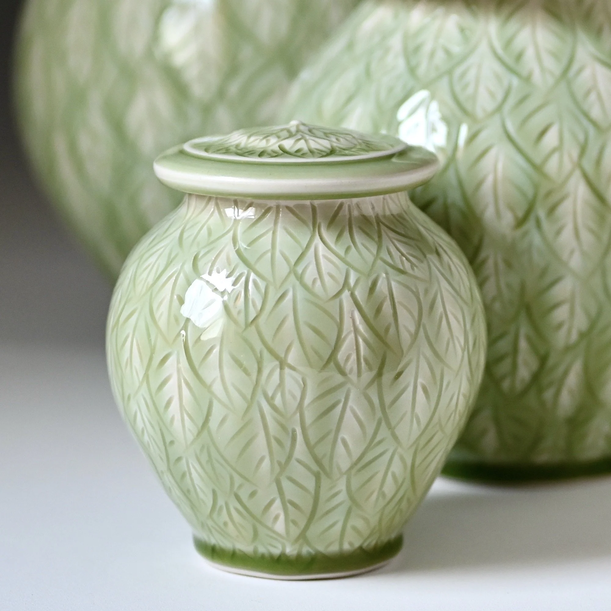 Spring Leaves Urn Small Size