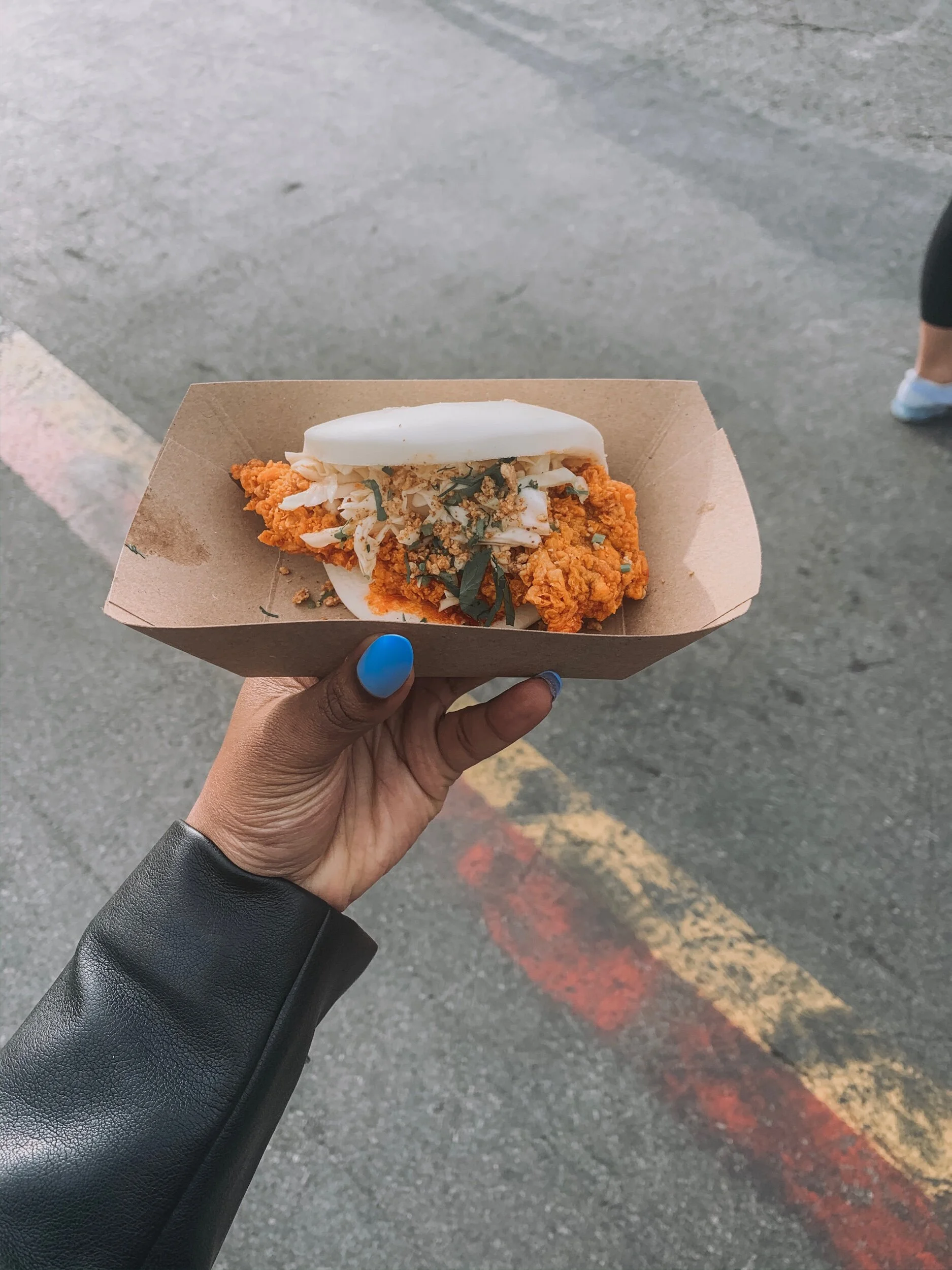  spicy chicken bao bun 