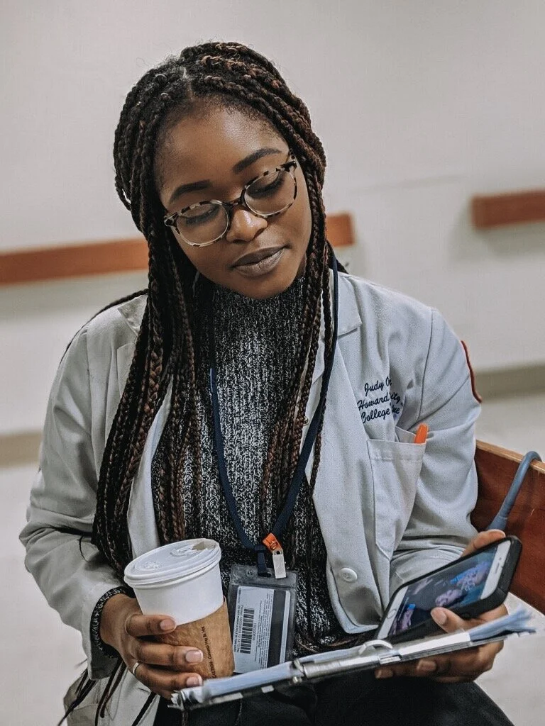 Story Time: How I Handled My Very First Medical Emergency on a Flight