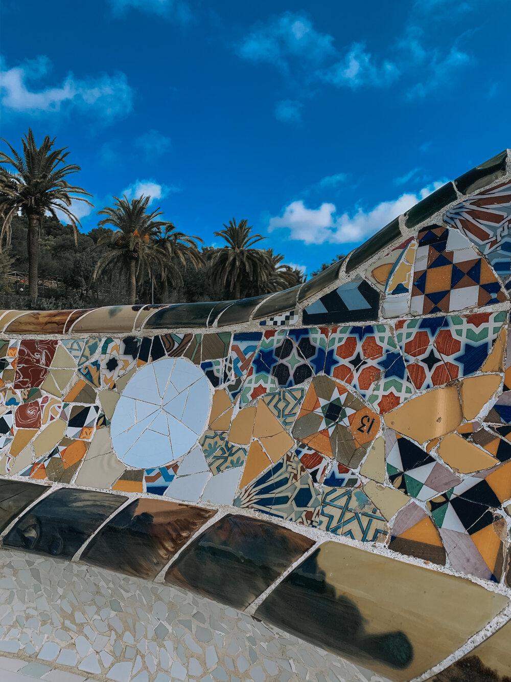  The park’s focal point is a sea-serpent shaped bench on the main terrace that features an array of colorful tiles forming a beautiful mosaic. 