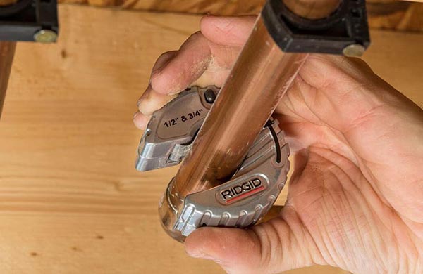 RIDGID-C-Style-Close-Quarters-Copper-Tubing-Cutters EDM.jpg