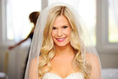 Blonde Bridal Long Hair Loose Wavy Curls.jpg