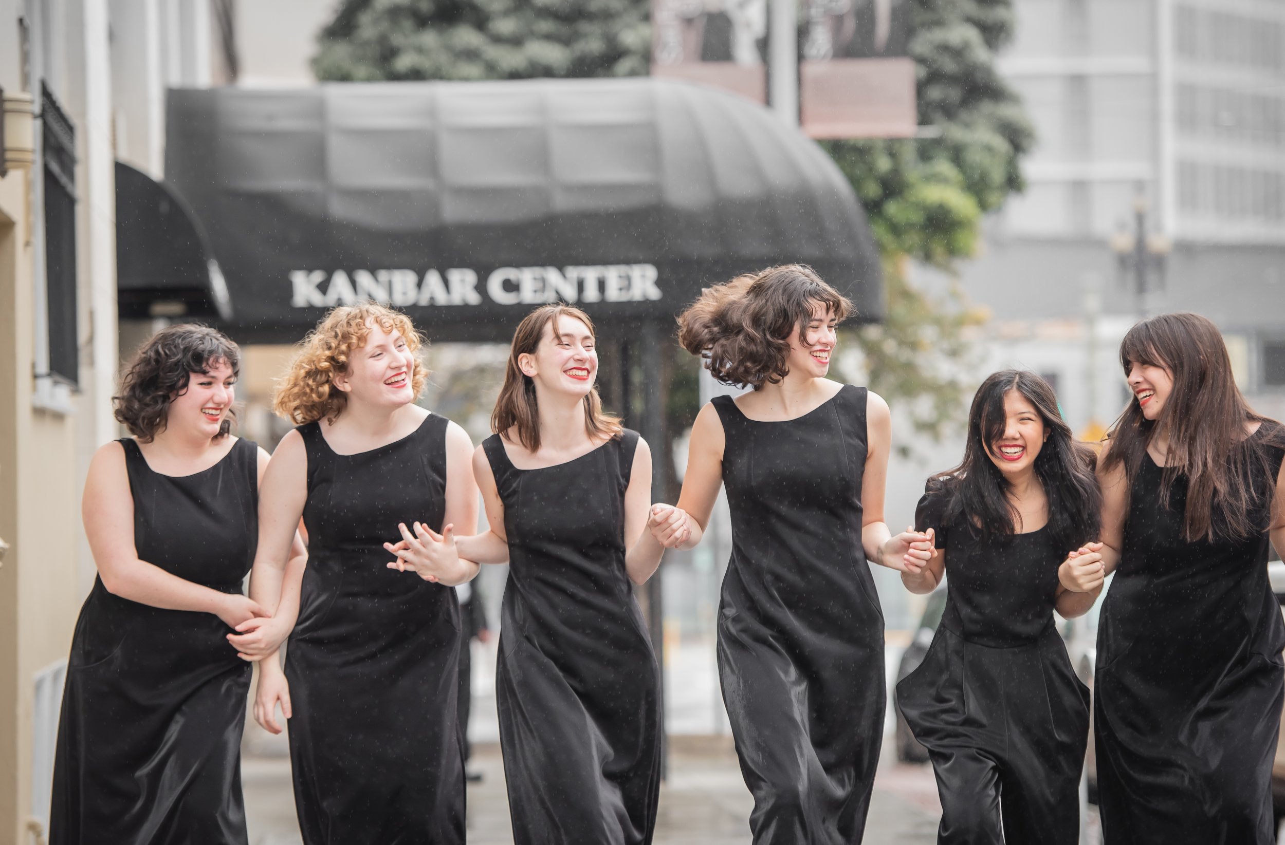 Members of the San Francisco Girls Chorus (Photo Credit: Carlin Ma)