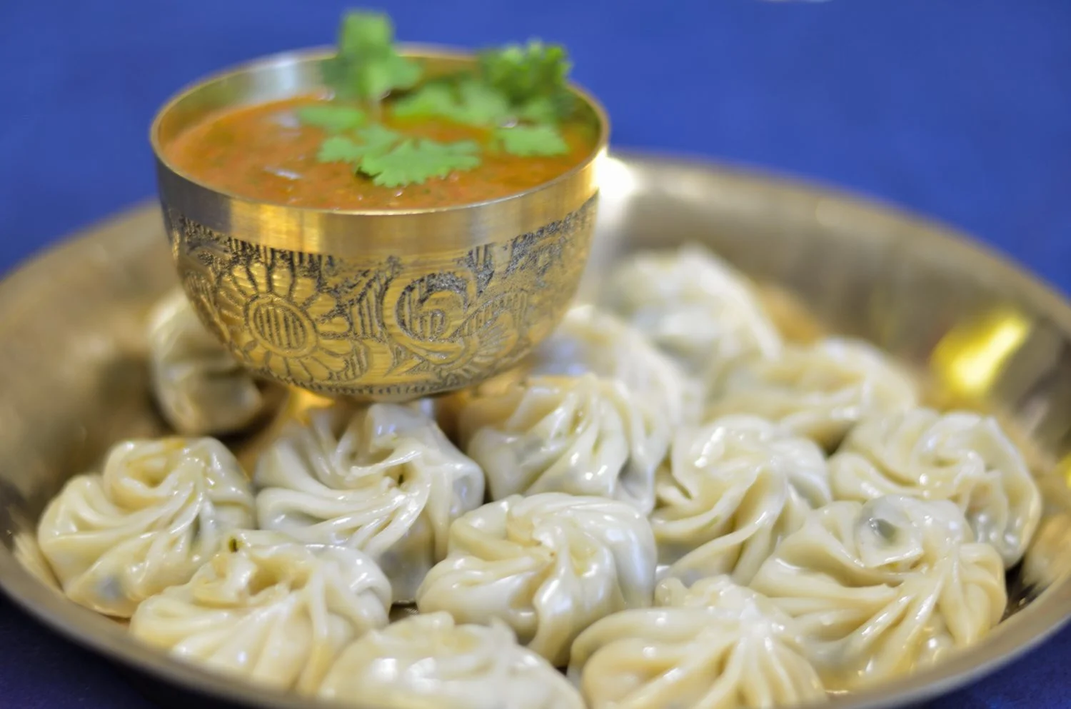 Momo - Vício no nepal