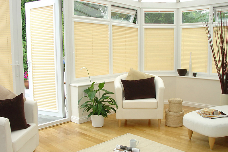 conservatory_styles_blinds_by_lee_daniels.jpg