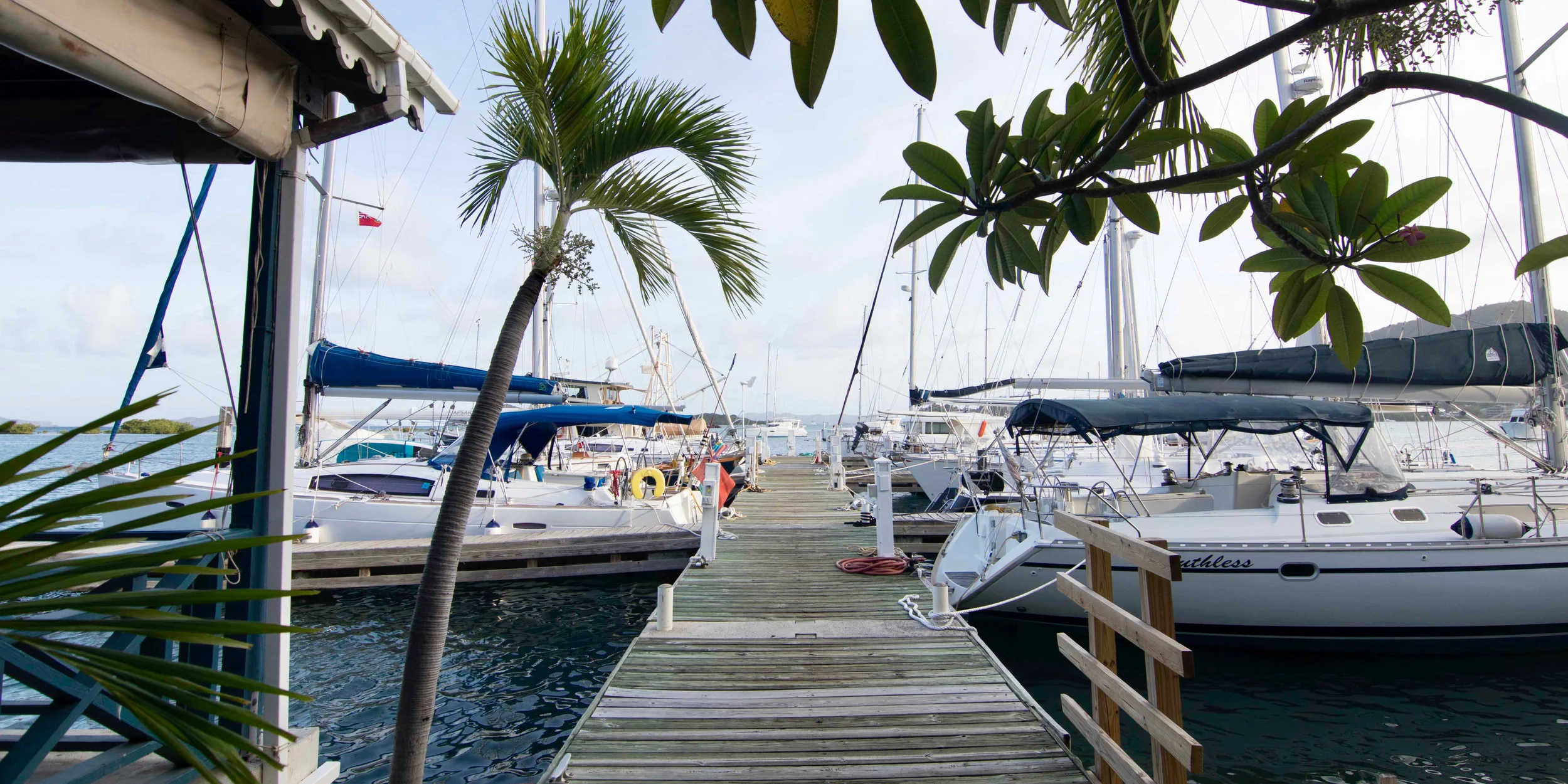 Red Rock Restaurant & Bar waterfront dining, seafood, cocktails and