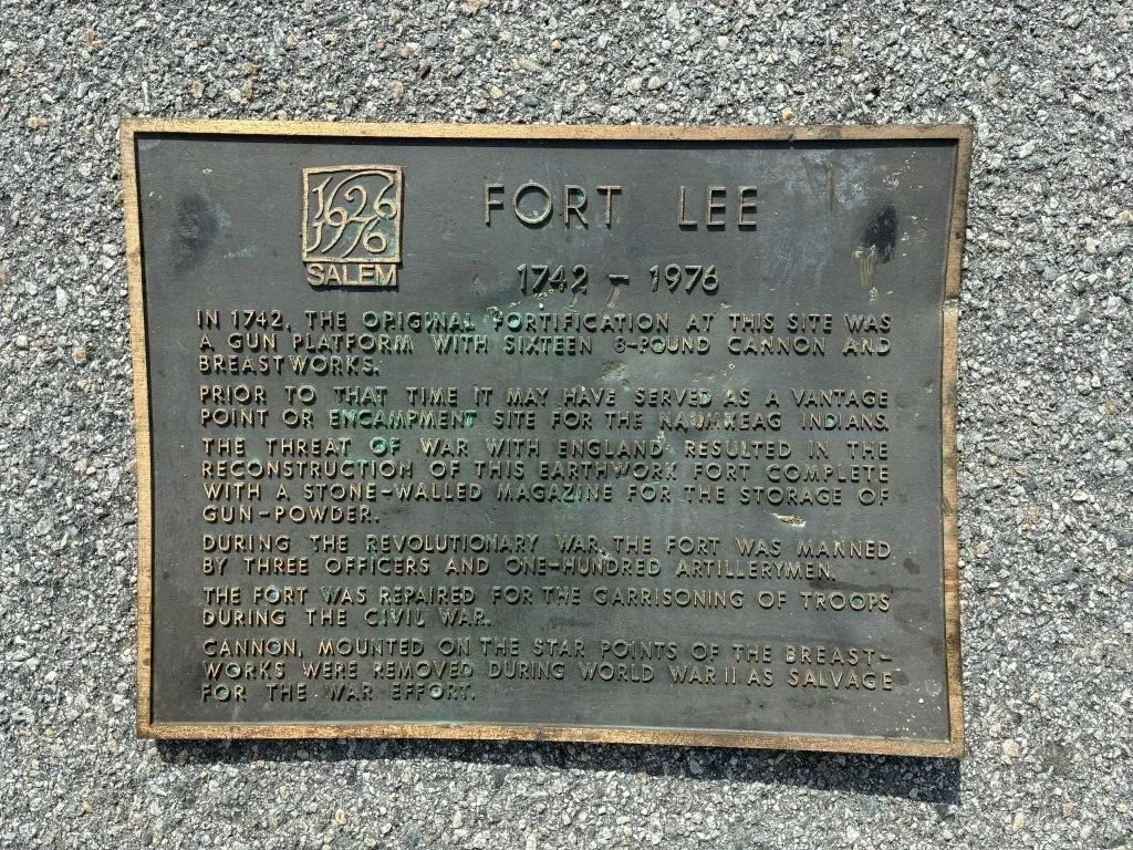 Fort+Lee+bronze+plaque+Bicentennial.jpg