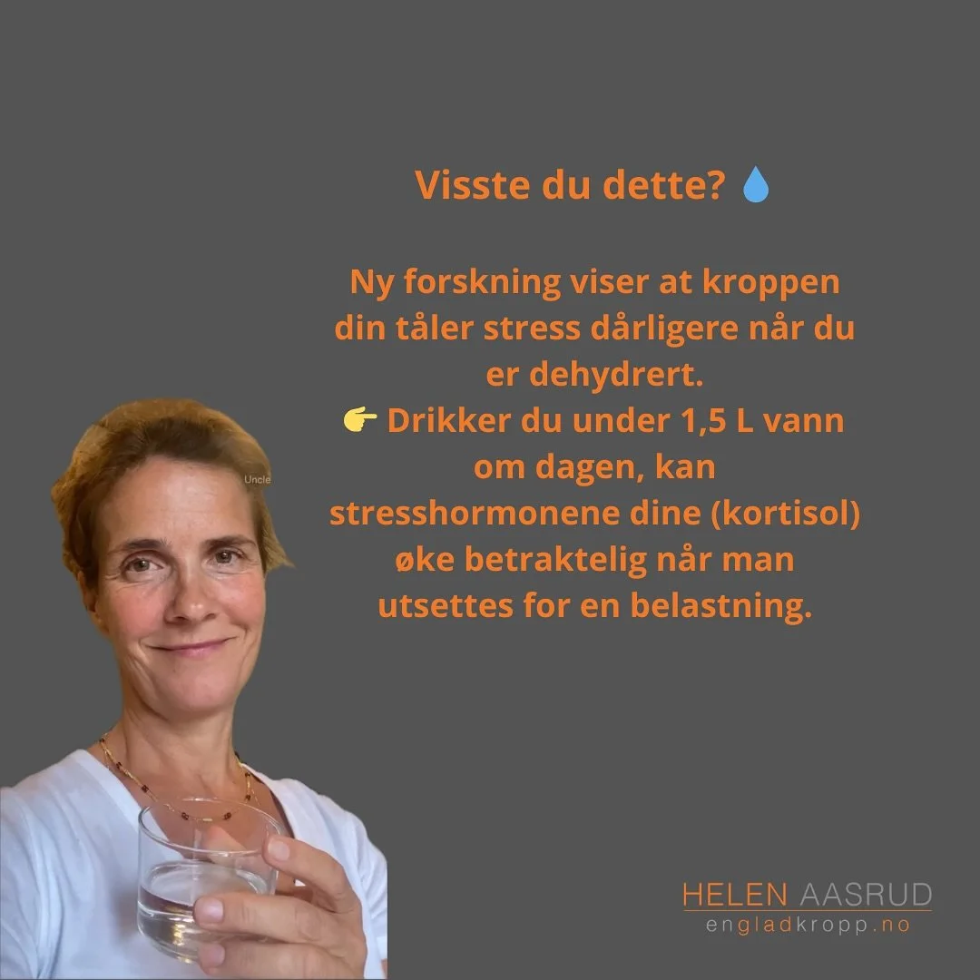 💧 Visste du at b&aring;de for lite og for mye vann kan stresse kroppen?
Ny forskning viser at dehydrering gj&oslash;r at kortisol (stresshormonet) stiger ekstra mye. Samtidig kan overdreven vanninntak skylle ut elektrolytter &ndash; og da mister kro
