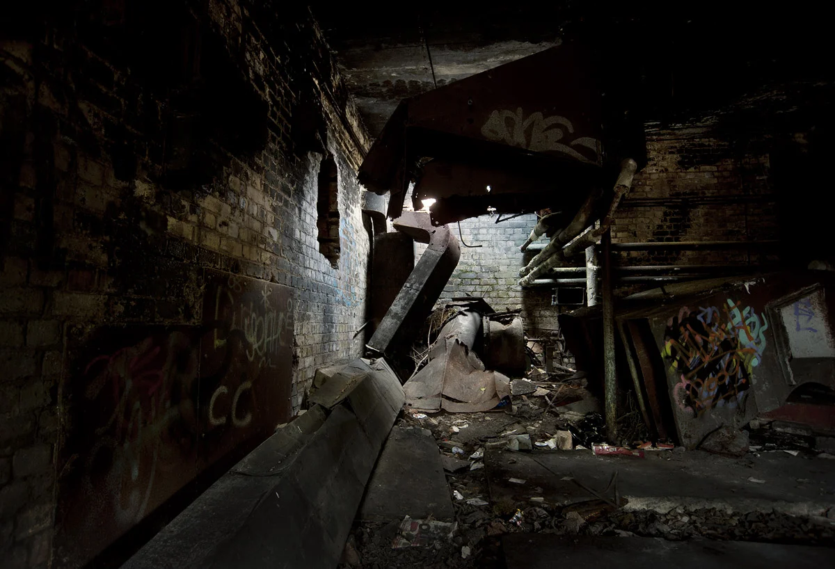 Entrance through the hole in the wall
