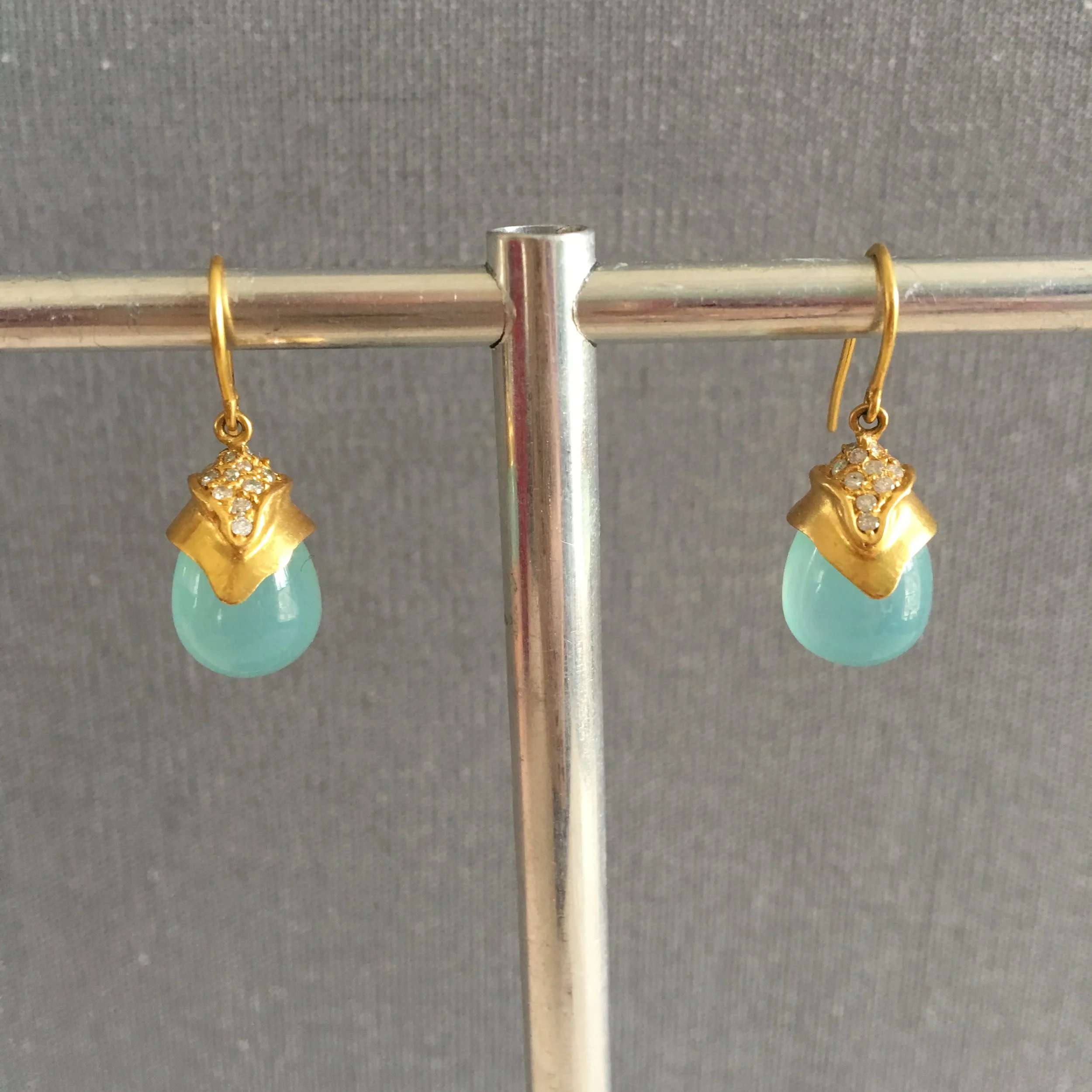 chalcedony drop 7.JPG