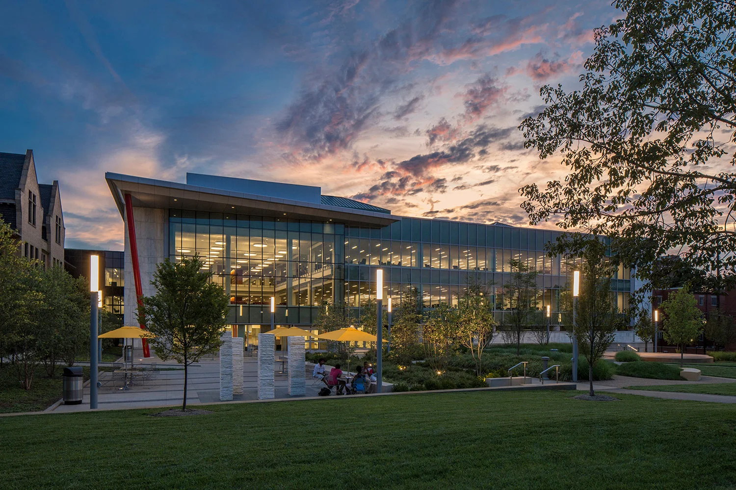 Columbus_Main_Library_2.jpg