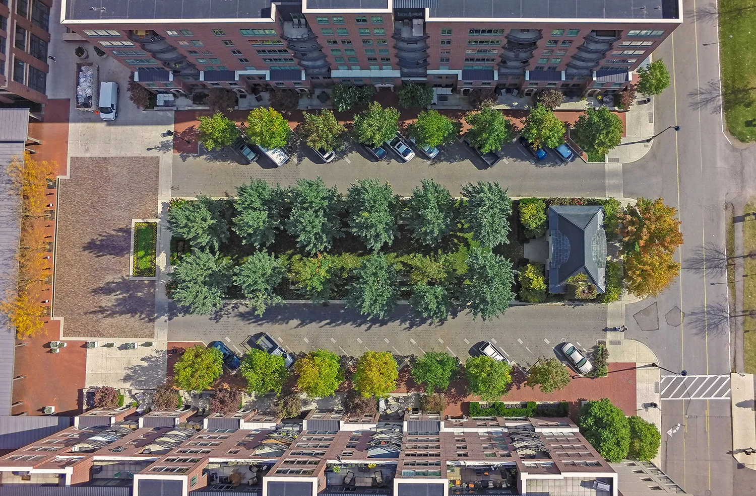 Burnham_Square_2.jpg