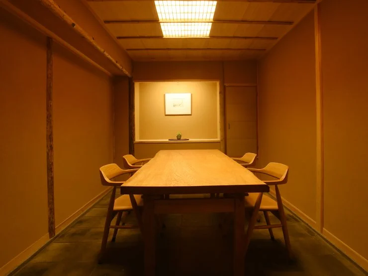 private roo,.jpeg