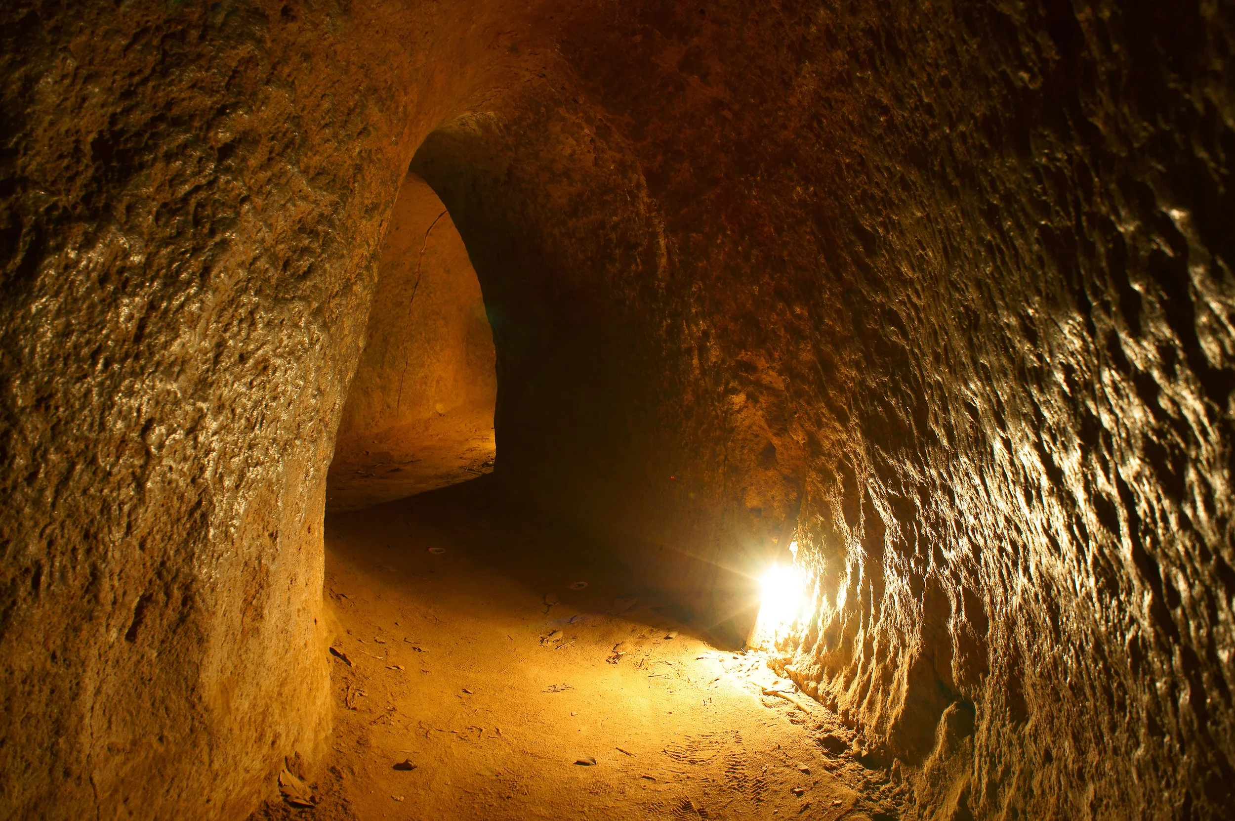 army dig underground dug out.jpg