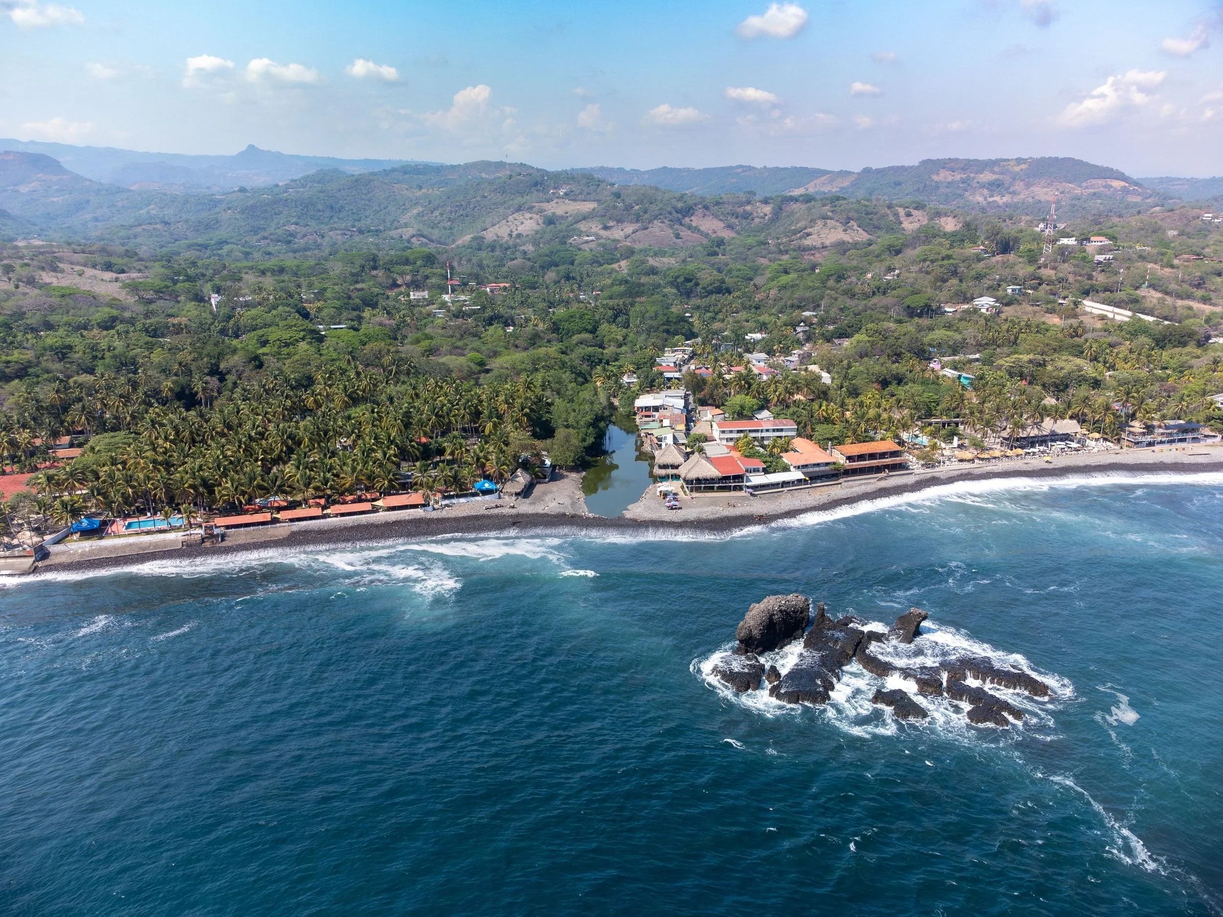 El Tunco aerial view.jpg