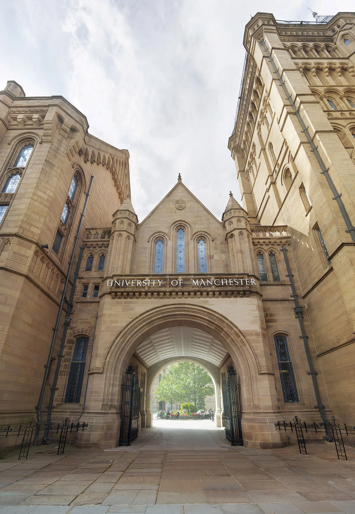 Uni_060.jpg