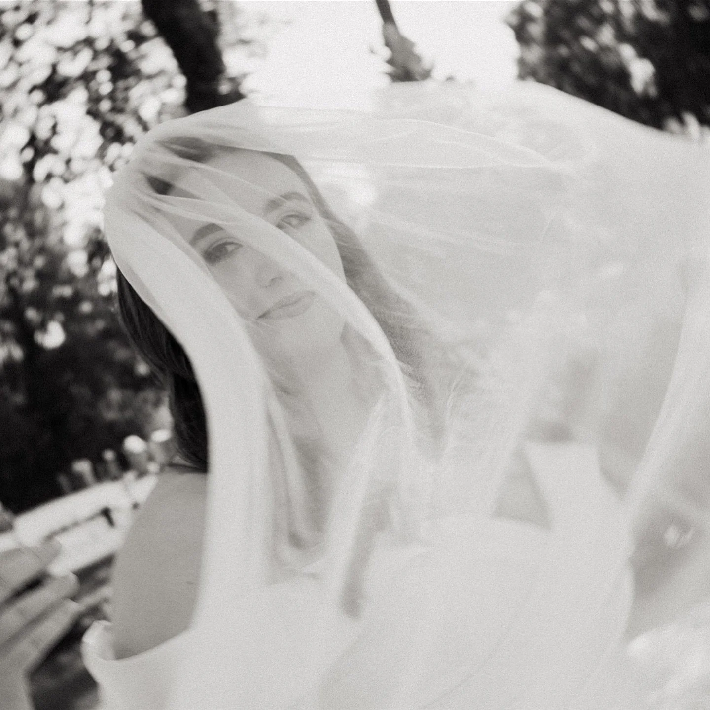 Now that their wedding day has flown by I can finally share some of these incredible bridals 💌👰🏻&zwj;♀️