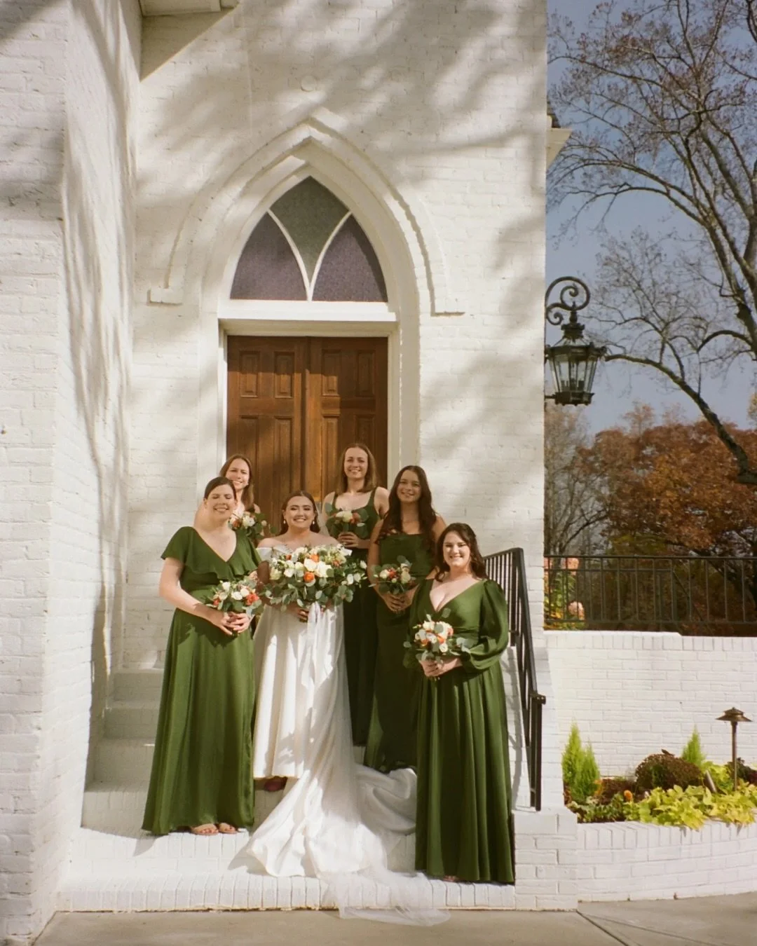 It&rsquo;s hard to imagine anything more quaint and lovely than Claire and Ben&rsquo;s historic chapel wedding on film ⛪️

Venue @magnolia_hill_chapel 
HMUA: @styled.by.sophiee 
Florist: @stemswithflare