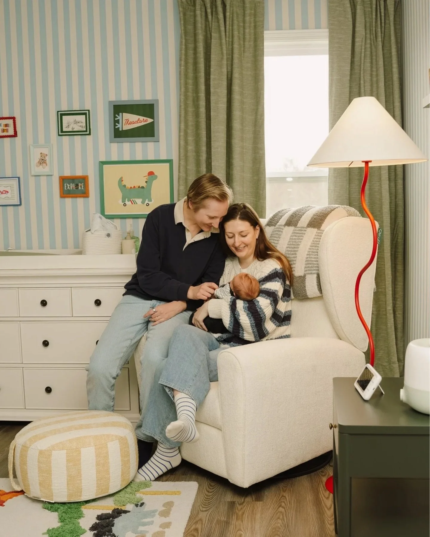 Newborn sessions at home are becoming one of my favorite things, especially in the winter months. There is something so precious about the first few weeks you bring your baby home, and I am so glad I was able to capture those moments for Alex and Abb