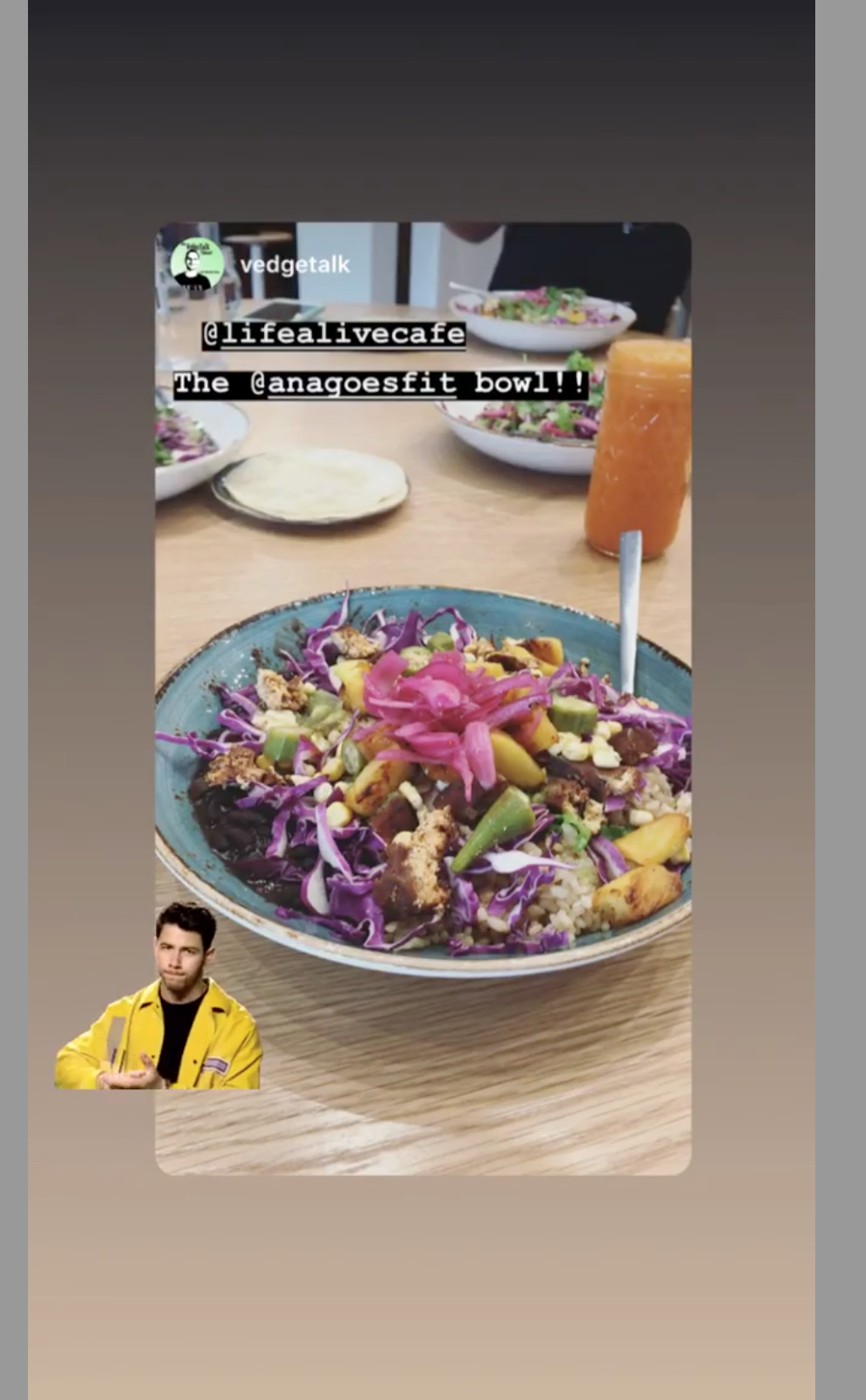 2018.10.17_anagoesfit, Instagram Story_Life Alive Brookline08.png