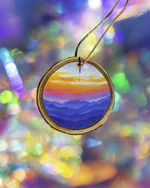 AF_Ornaments_2020_Oil_Landscape_LAYER_UP_Glitter_LR.jpg
