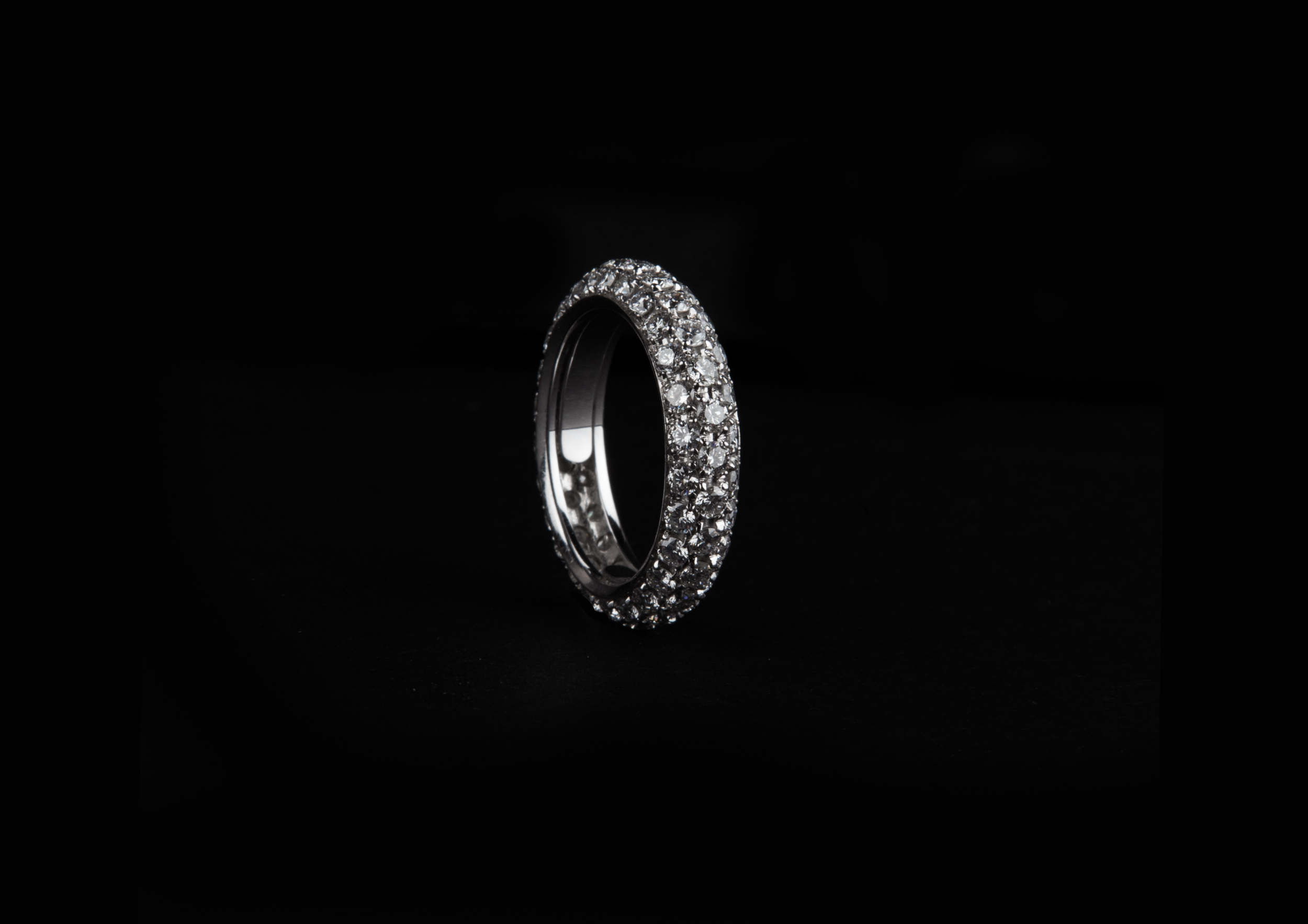 anello bianco.png