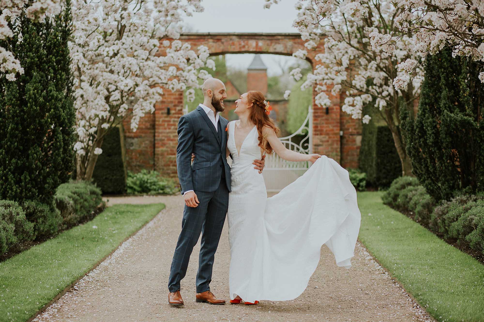 creative wedding photography at Combermere Abbey