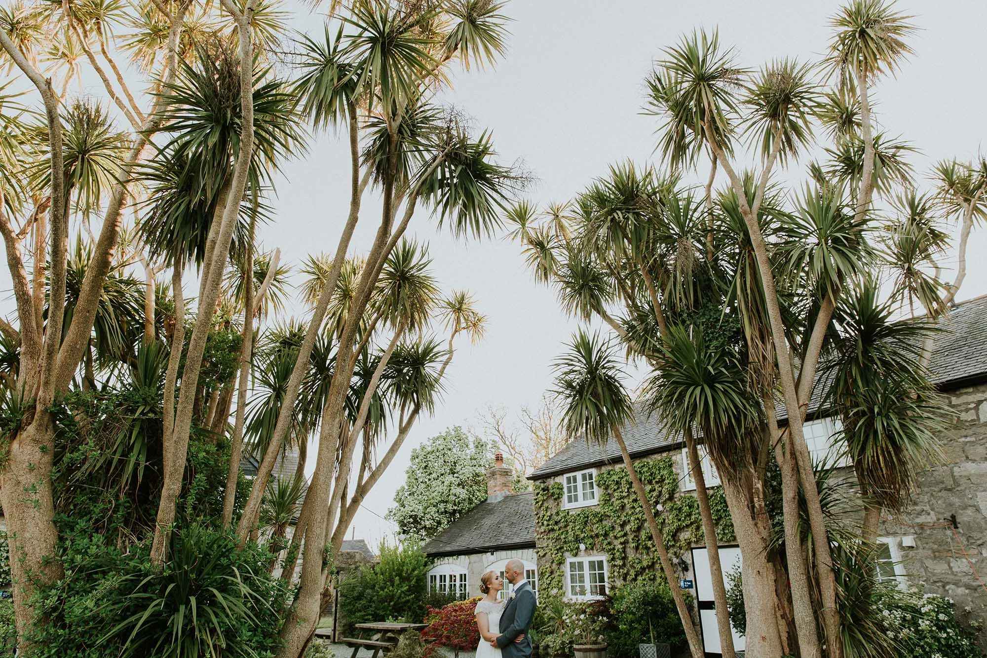 tros yr afon anglesey weddings